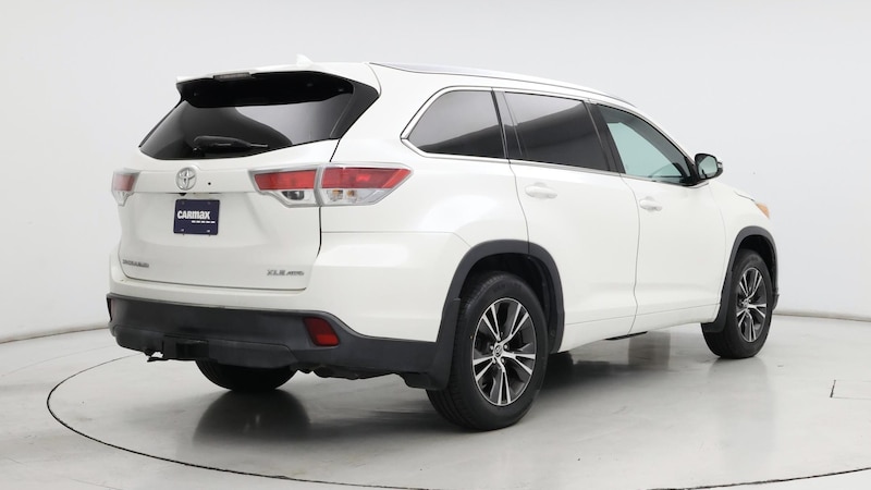 2016 Toyota Highlander XLE 8