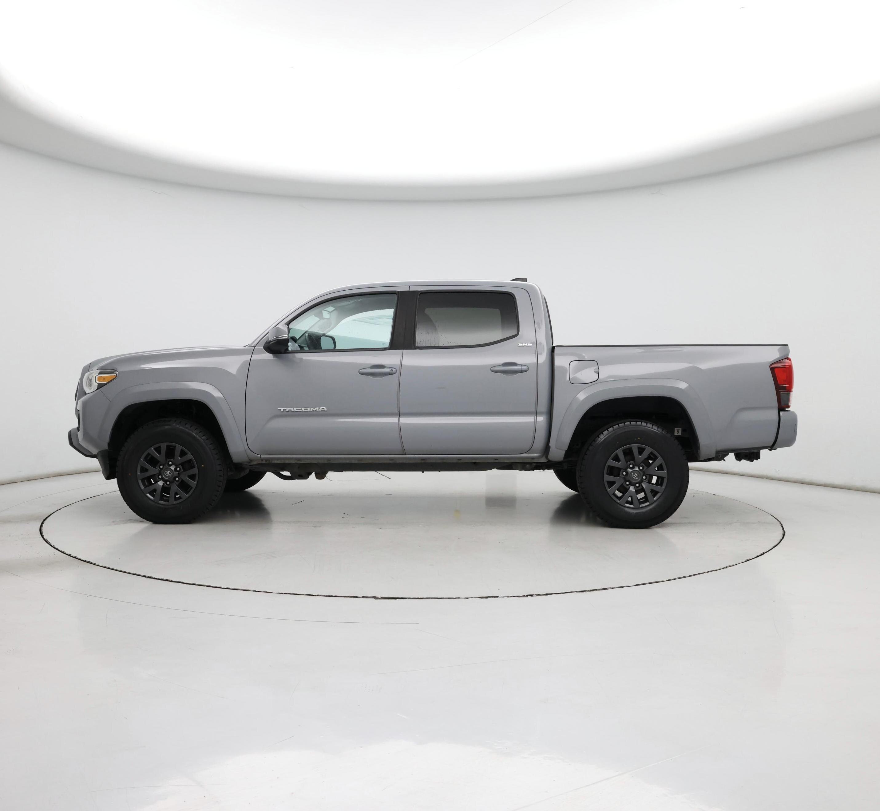 Thumbnail: 2021 Toyota Tacoma - 3