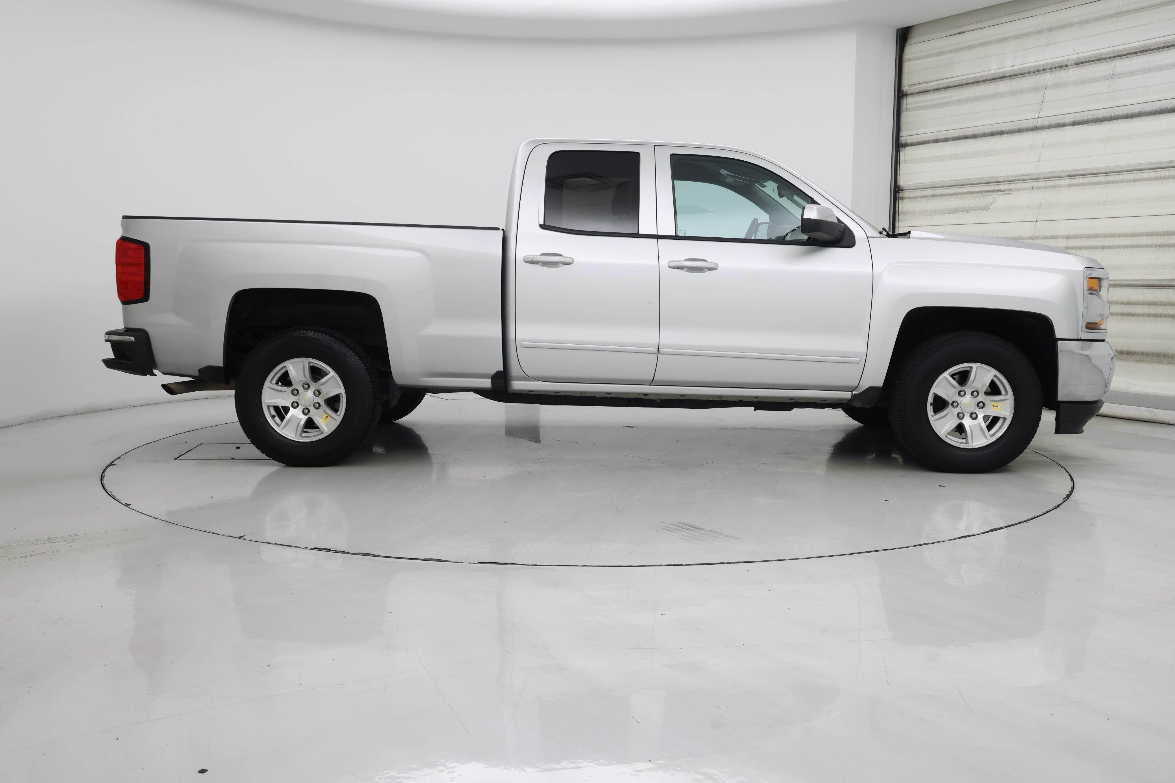 Thumbnail: 2016 Chevrolet Silverado 1500 - 7