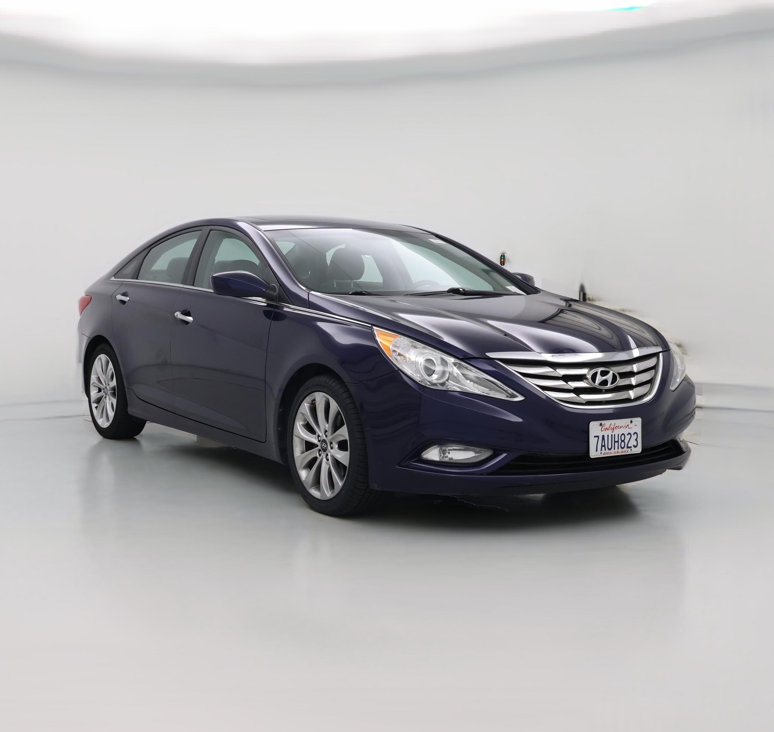 Thumbnail: 2013 Hyundai Sonata - 1