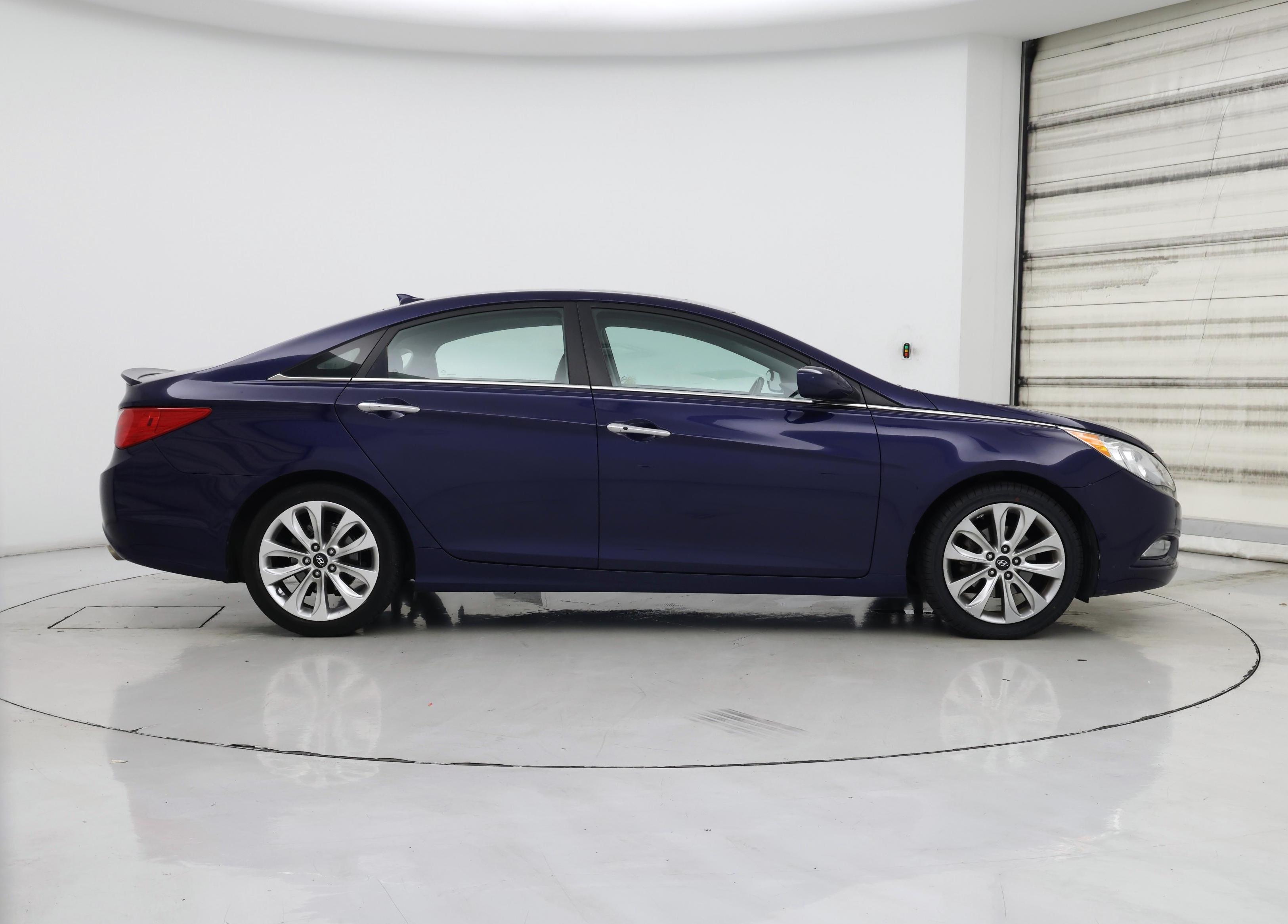 Thumbnail: 2013 Hyundai Sonata - 7