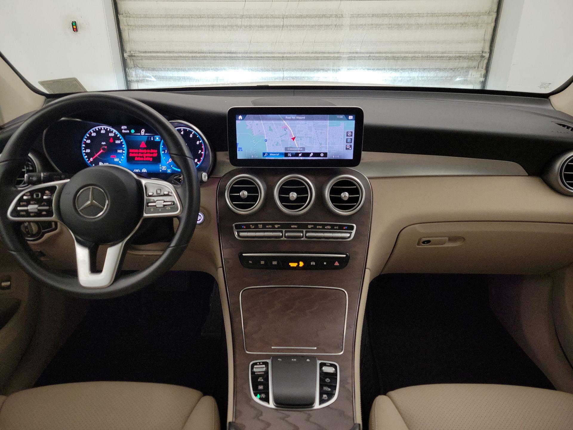 Thumbnail: 2020 Mercedes-Benz GLC - 9