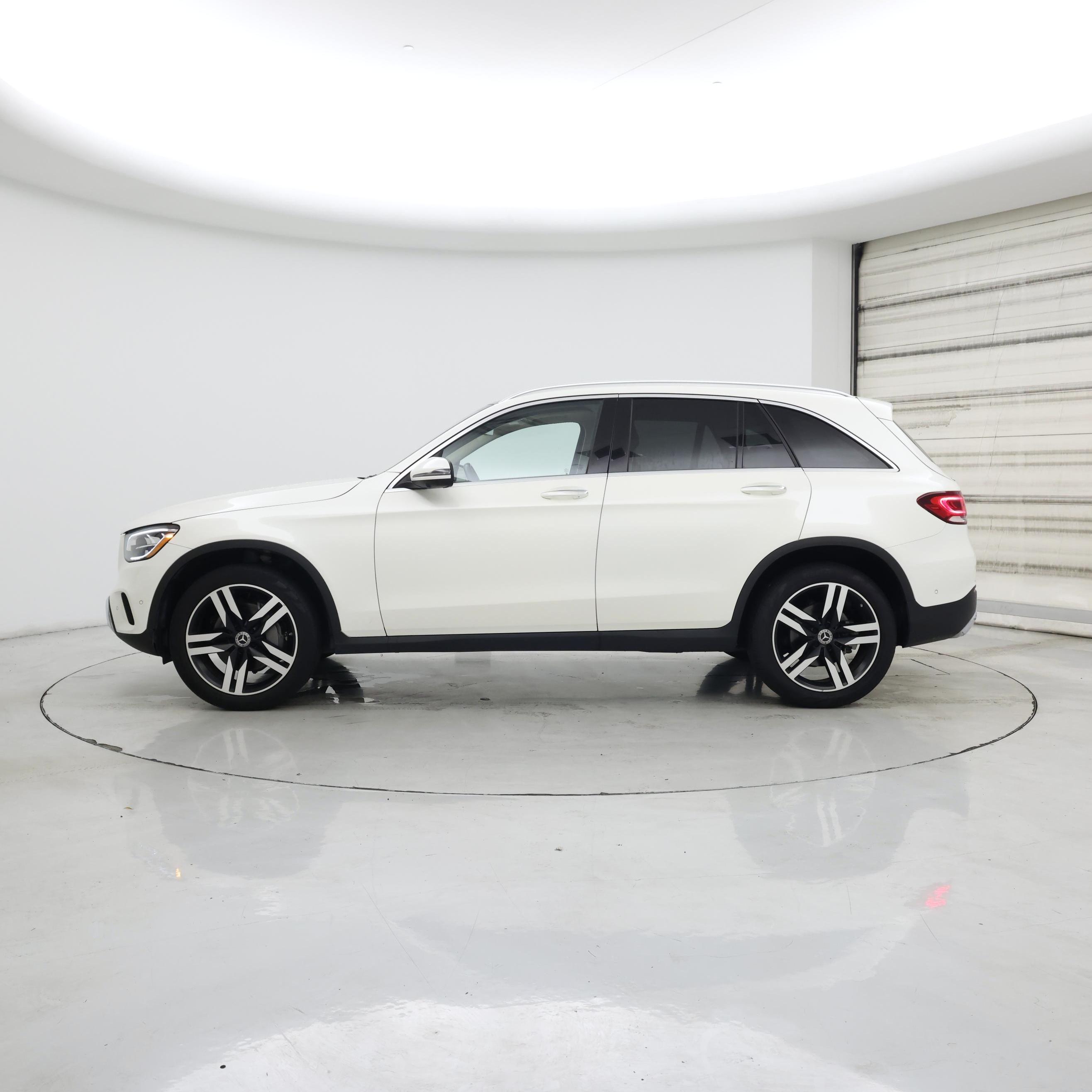 Thumbnail: 2020 Mercedes-Benz GLC - 3