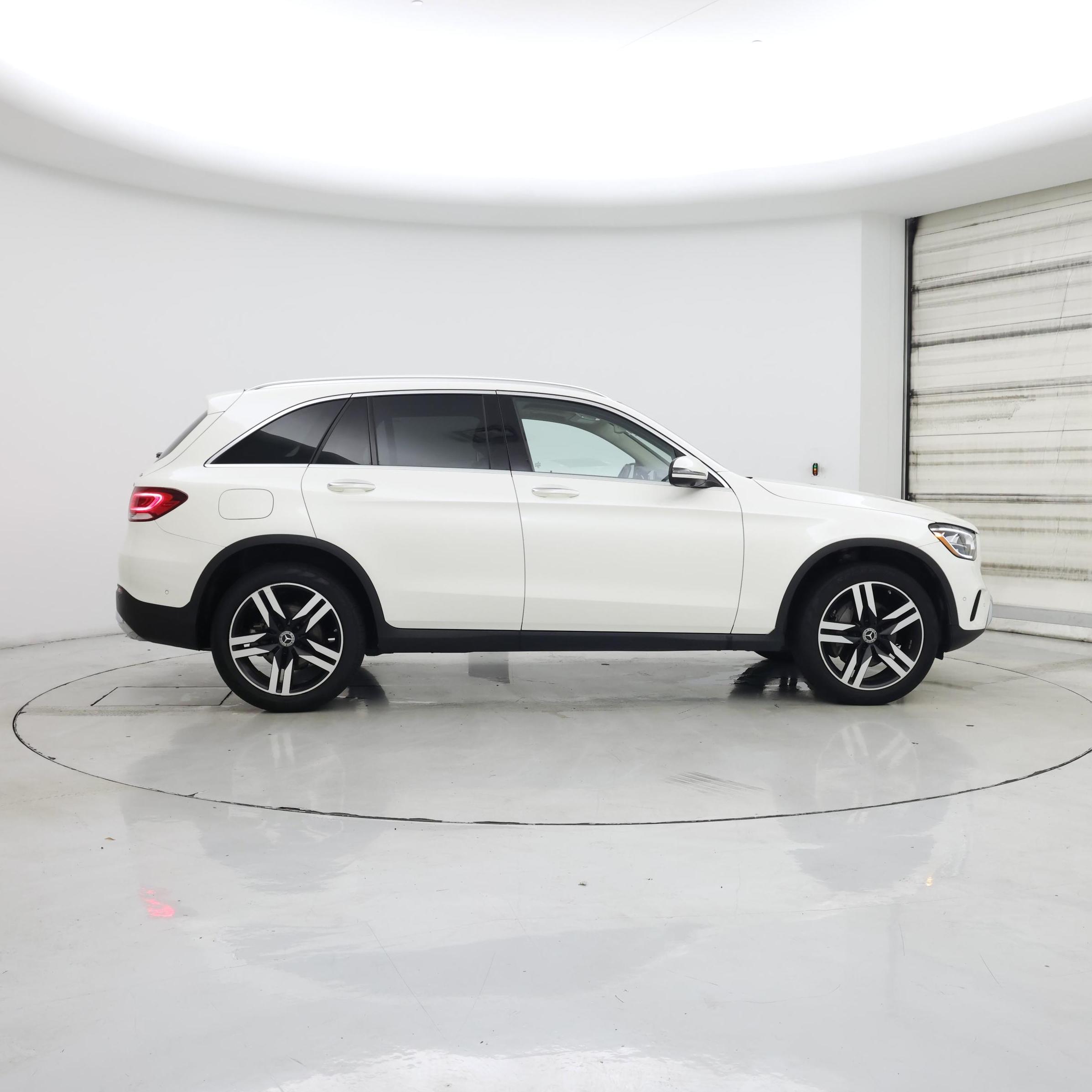 Thumbnail: 2020 Mercedes-Benz GLC - 7