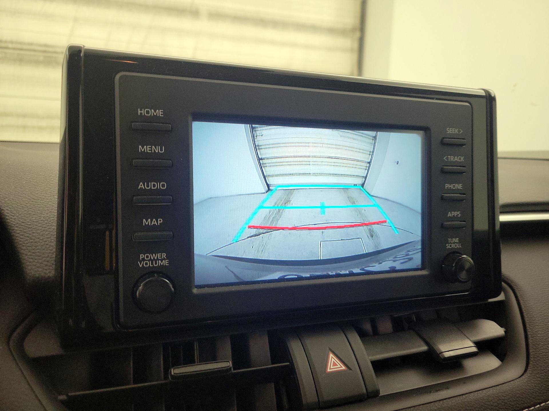 Thumbnail: 2019 Toyota RAV4 - 14