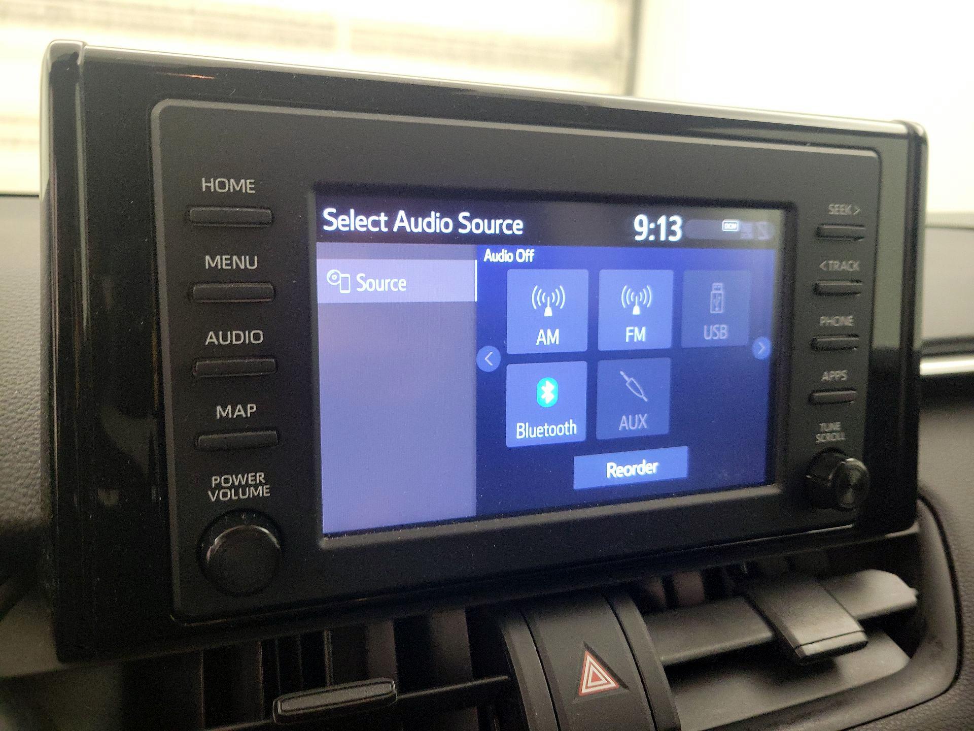 Thumbnail: 2019 Toyota RAV4 - 15