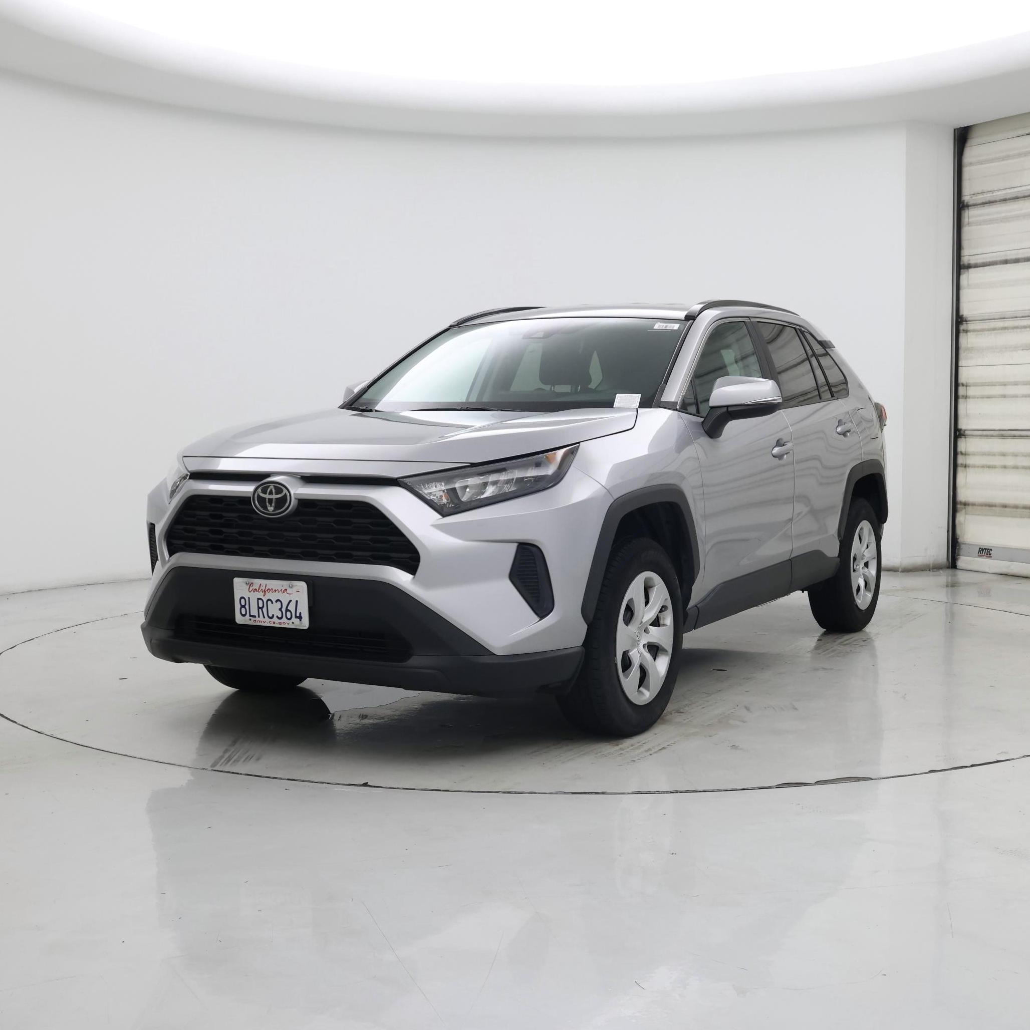 Thumbnail: 2019 Toyota RAV4 - 4