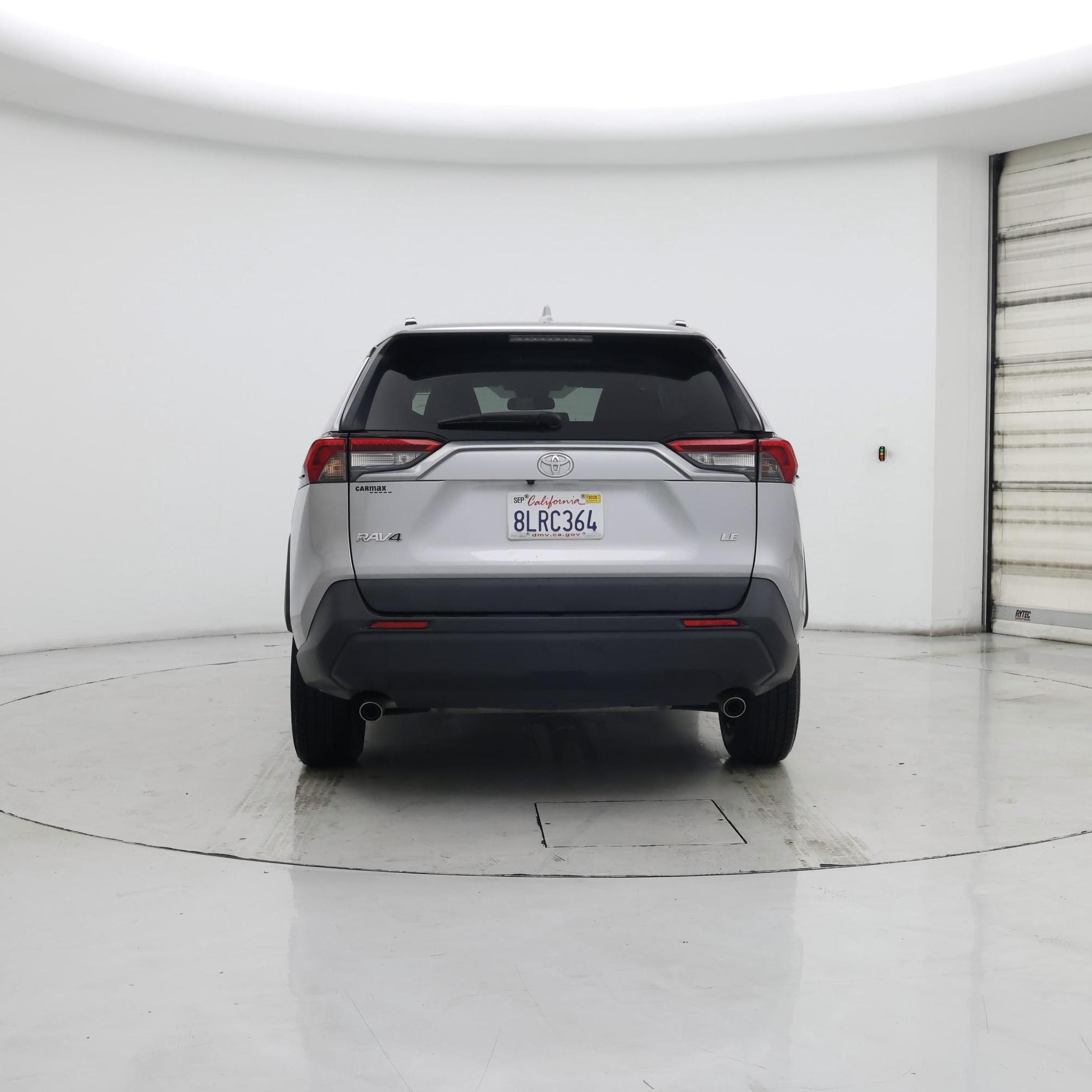 Thumbnail: 2019 Toyota RAV4 - 6