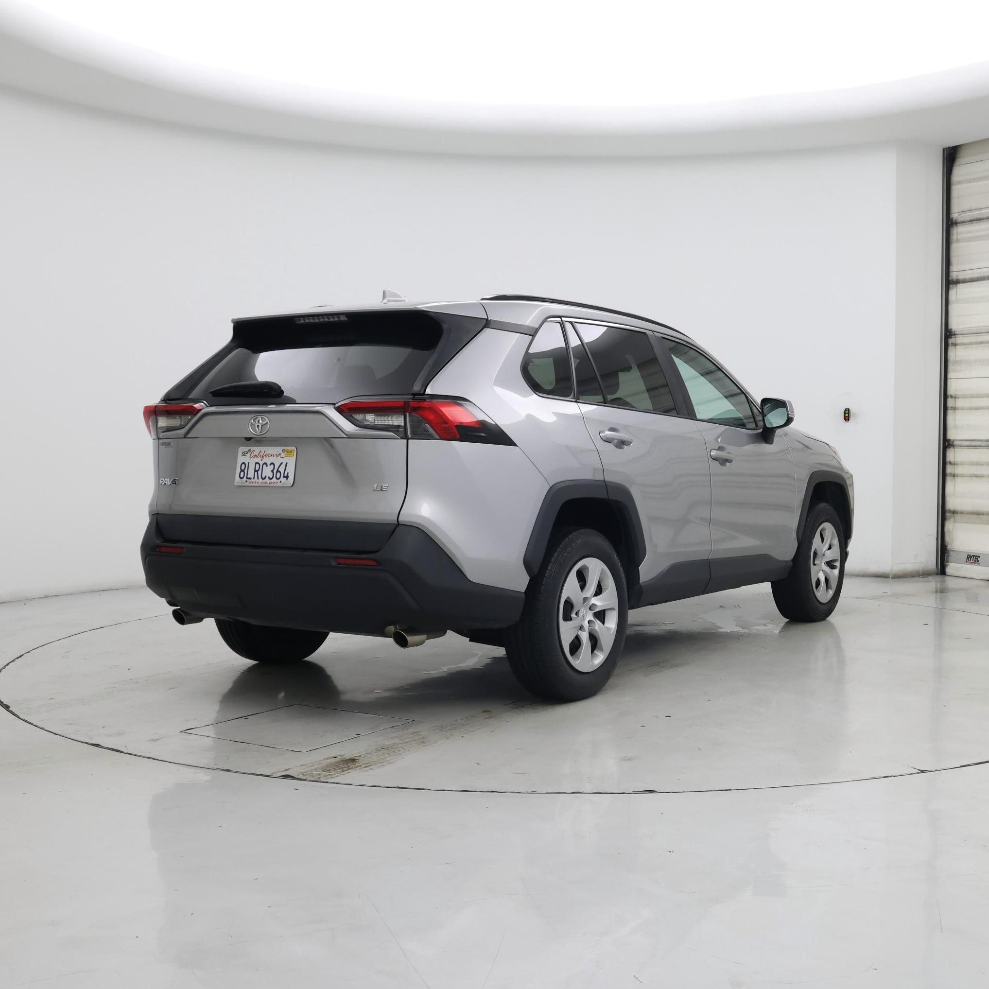 Thumbnail: 2019 Toyota RAV4 - 8
