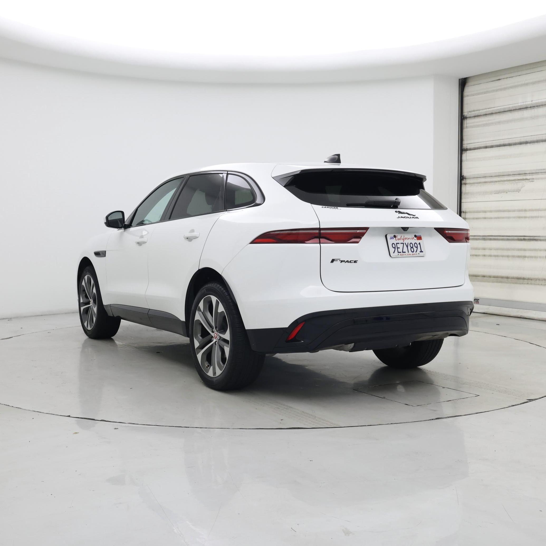 Thumbnail: 2022 Jaguar F-Pace - 2