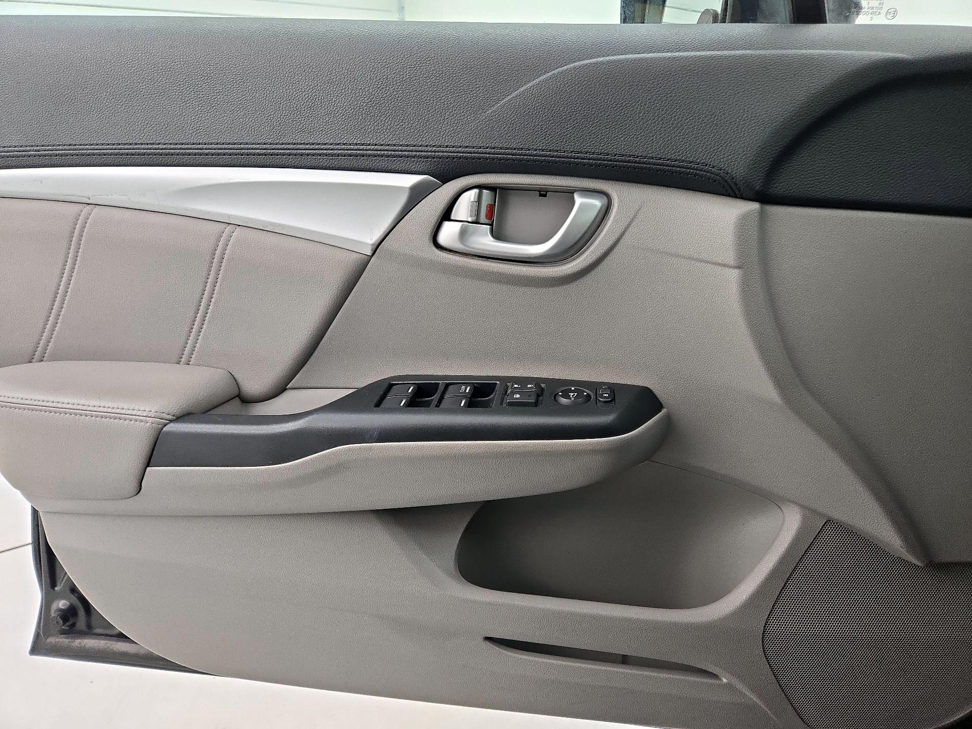 Thumbnail: 2013 Honda Civic - 12