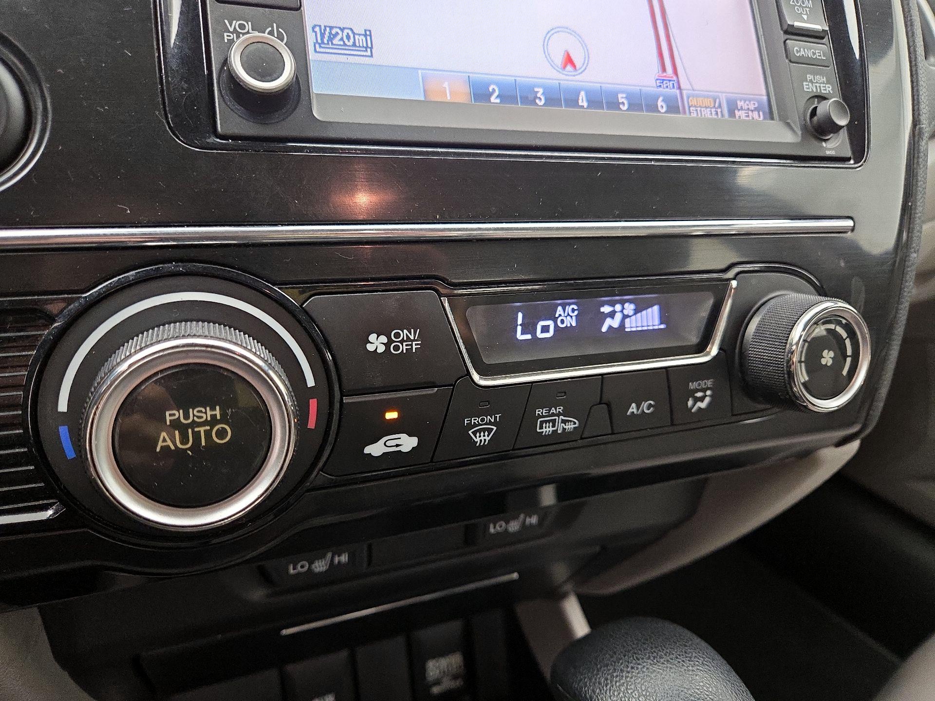 Thumbnail: 2013 Honda Civic - 16