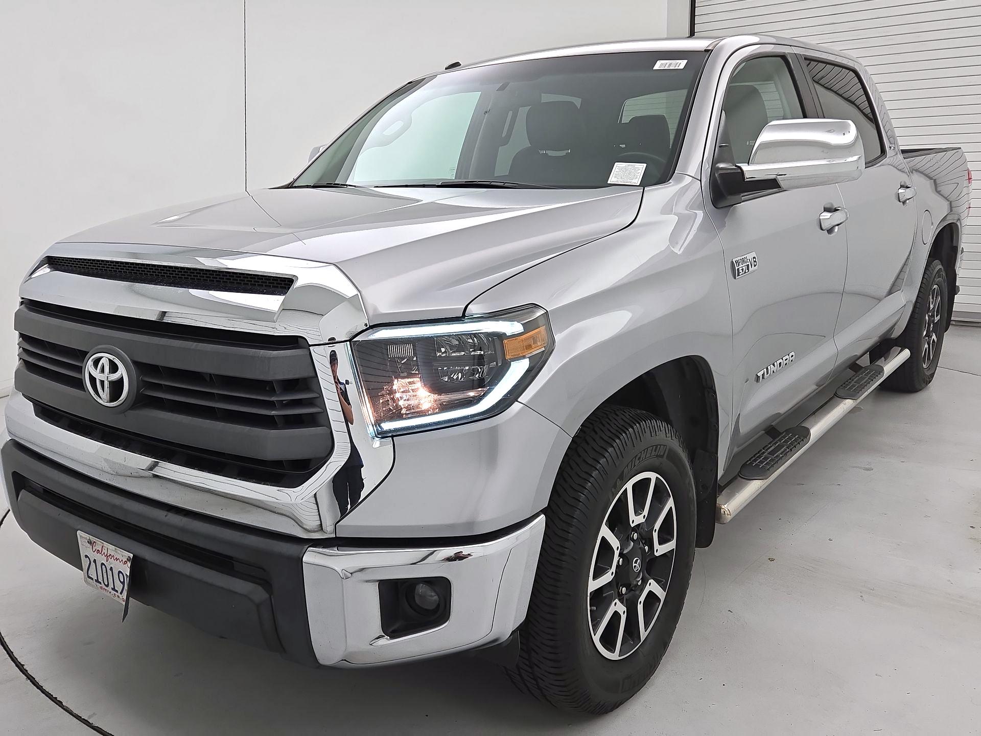 Thumbnail: 2014 Toyota Tundra - 3