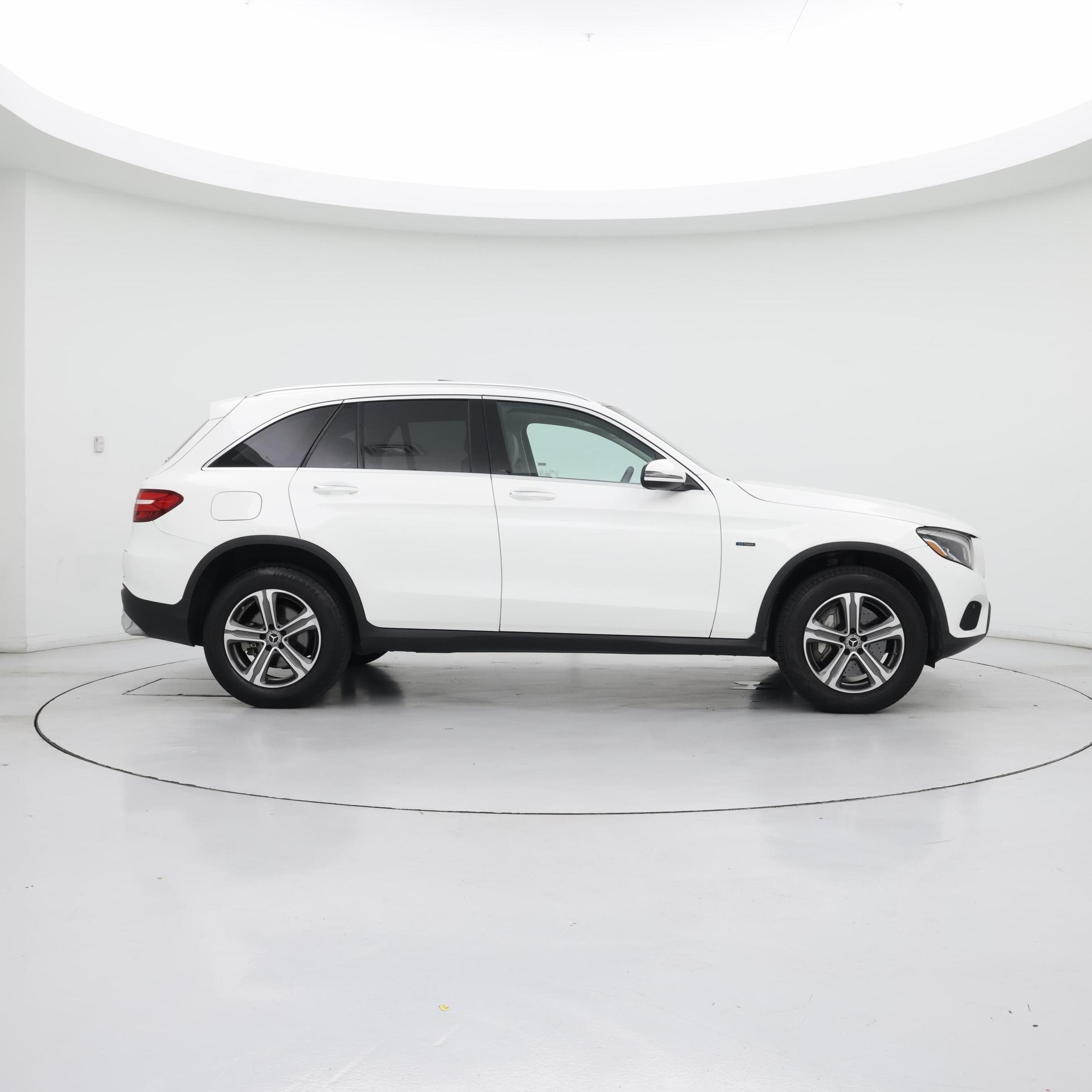 Thumbnail: 2019 Mercedes-Benz GLC - 7