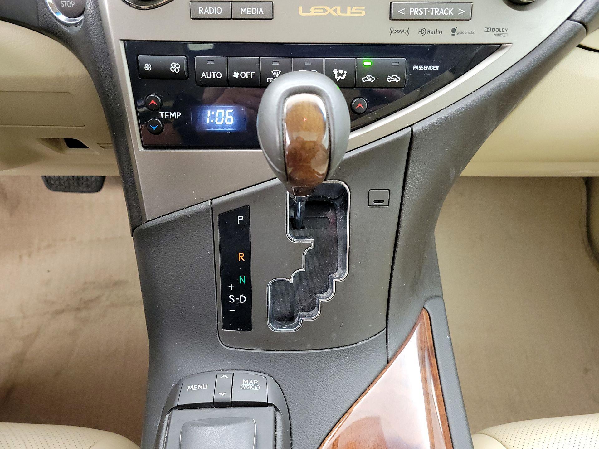 Thumbnail: 2013 Lexus RX - 18