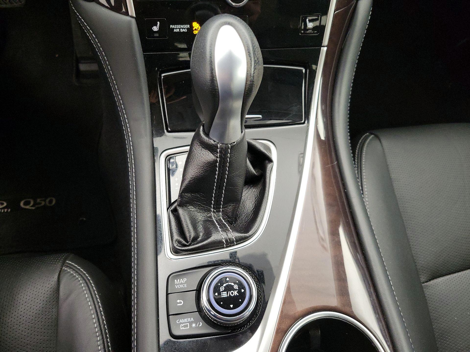Thumbnail: 2015 INFINITI Q50 - 18