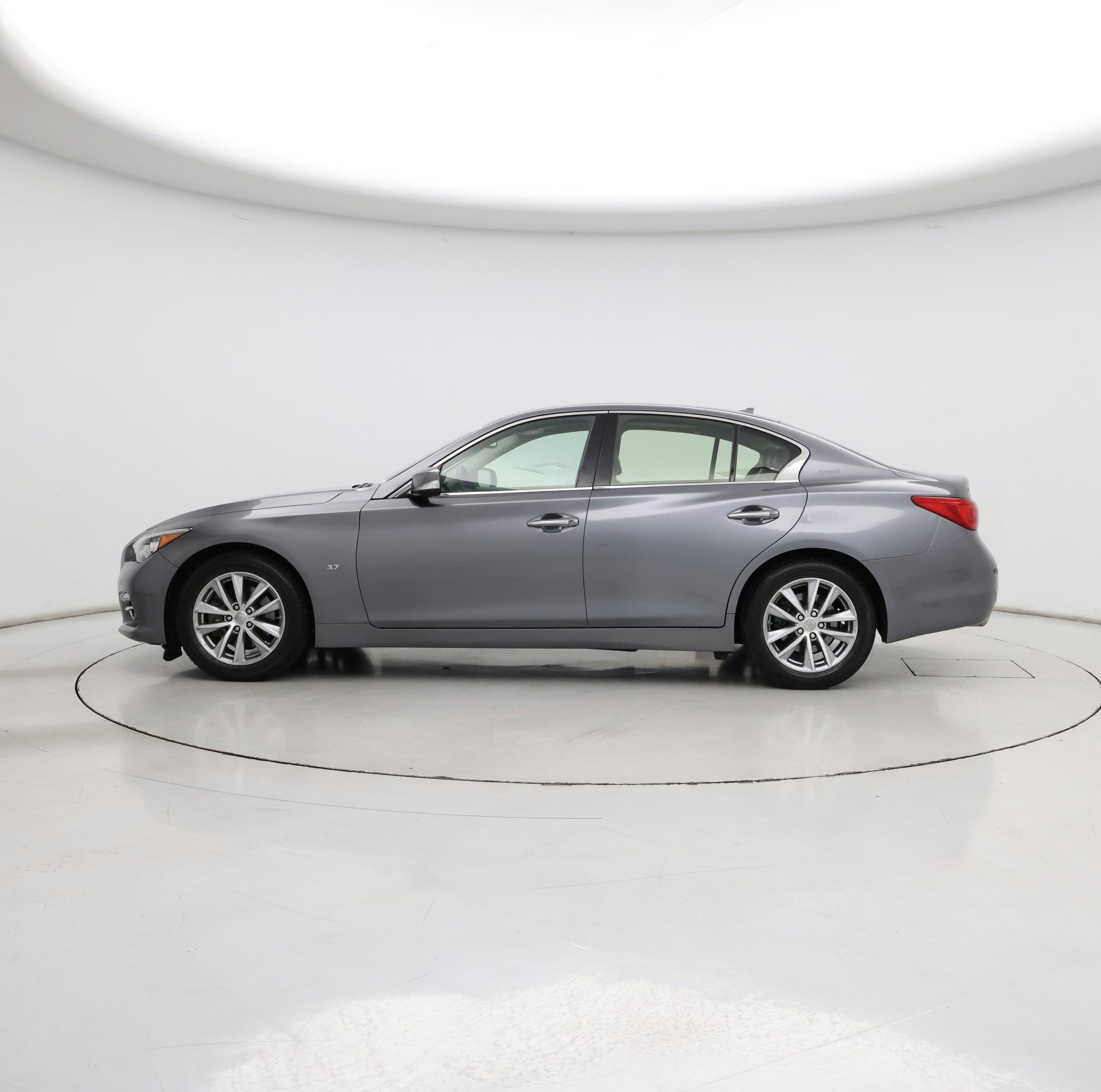 Thumbnail: 2015 INFINITI Q50 - 3