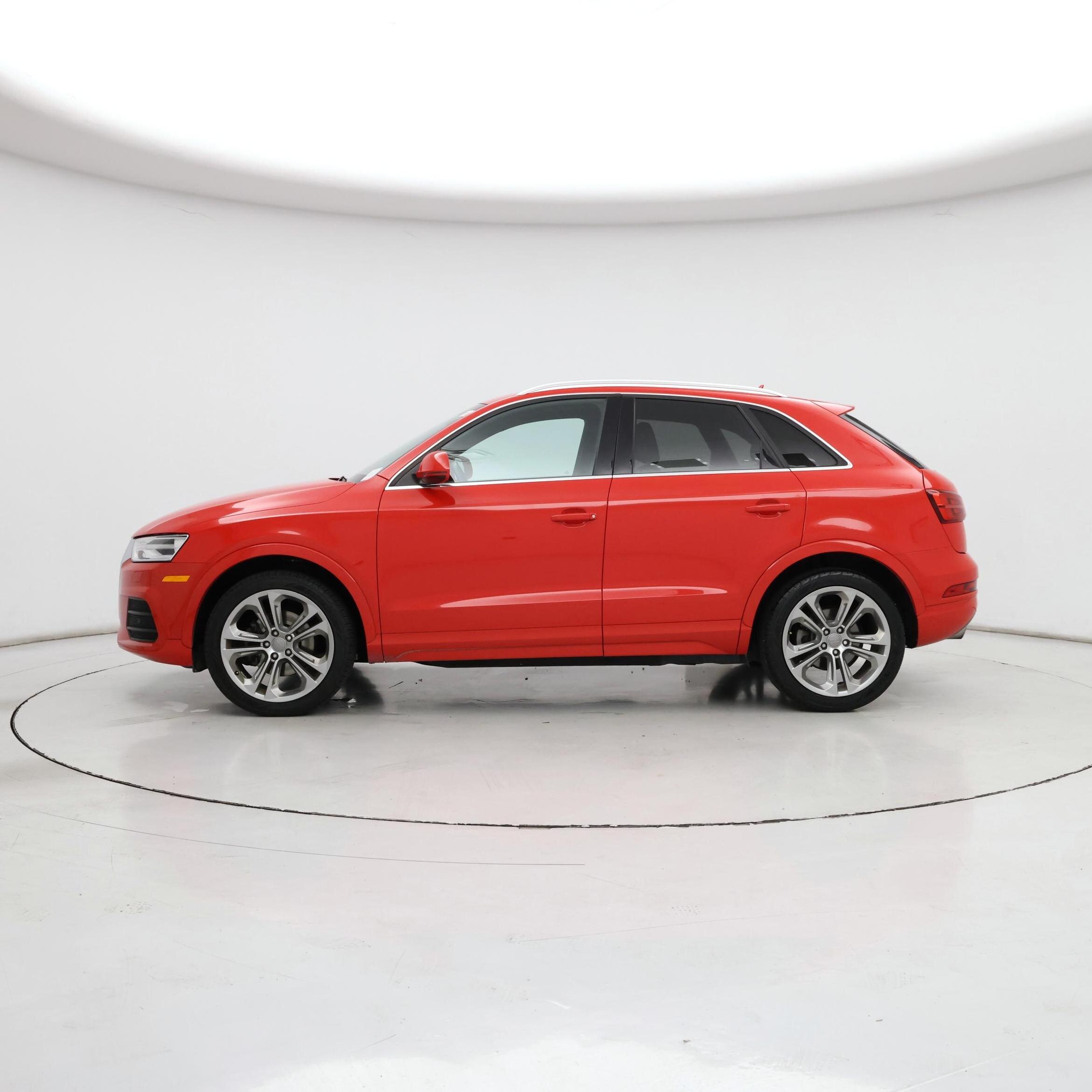 Thumbnail: 2016 Audi Q3 - 3