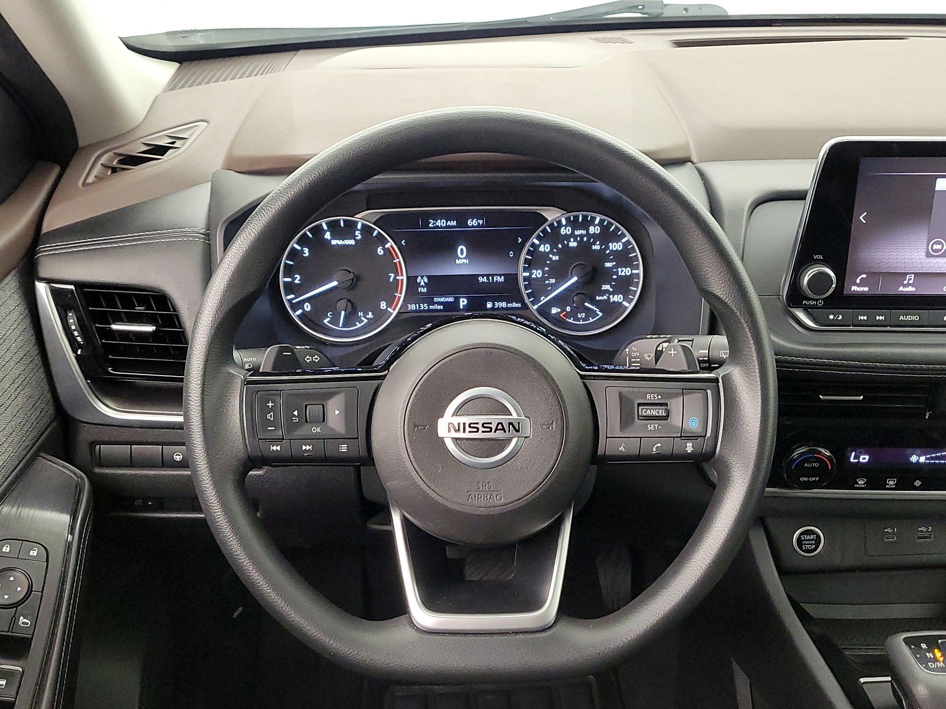 Thumbnail: 2021 Nissan Rogue - 10