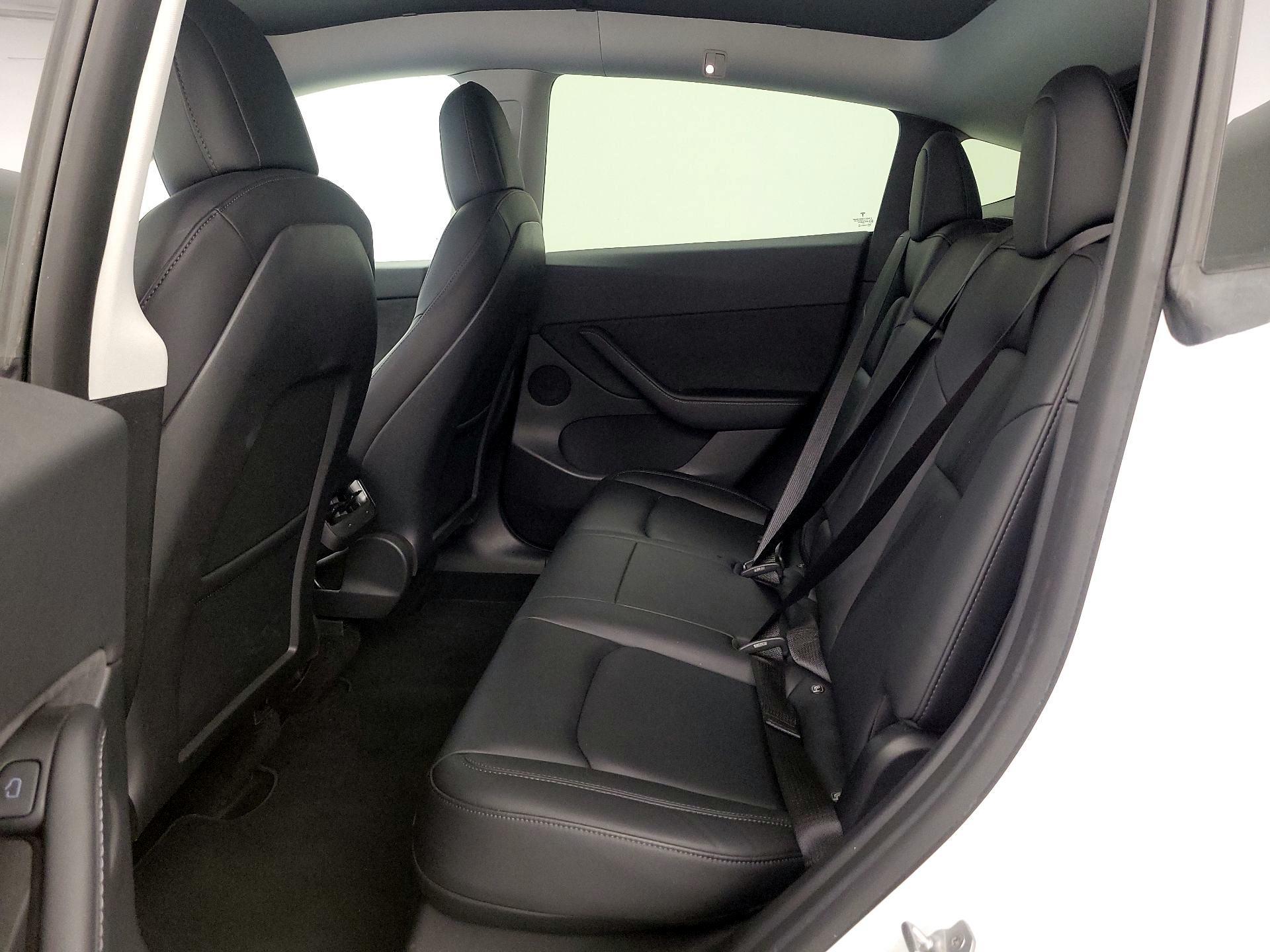 Thumbnail: 2021 Tesla Model Y - 19