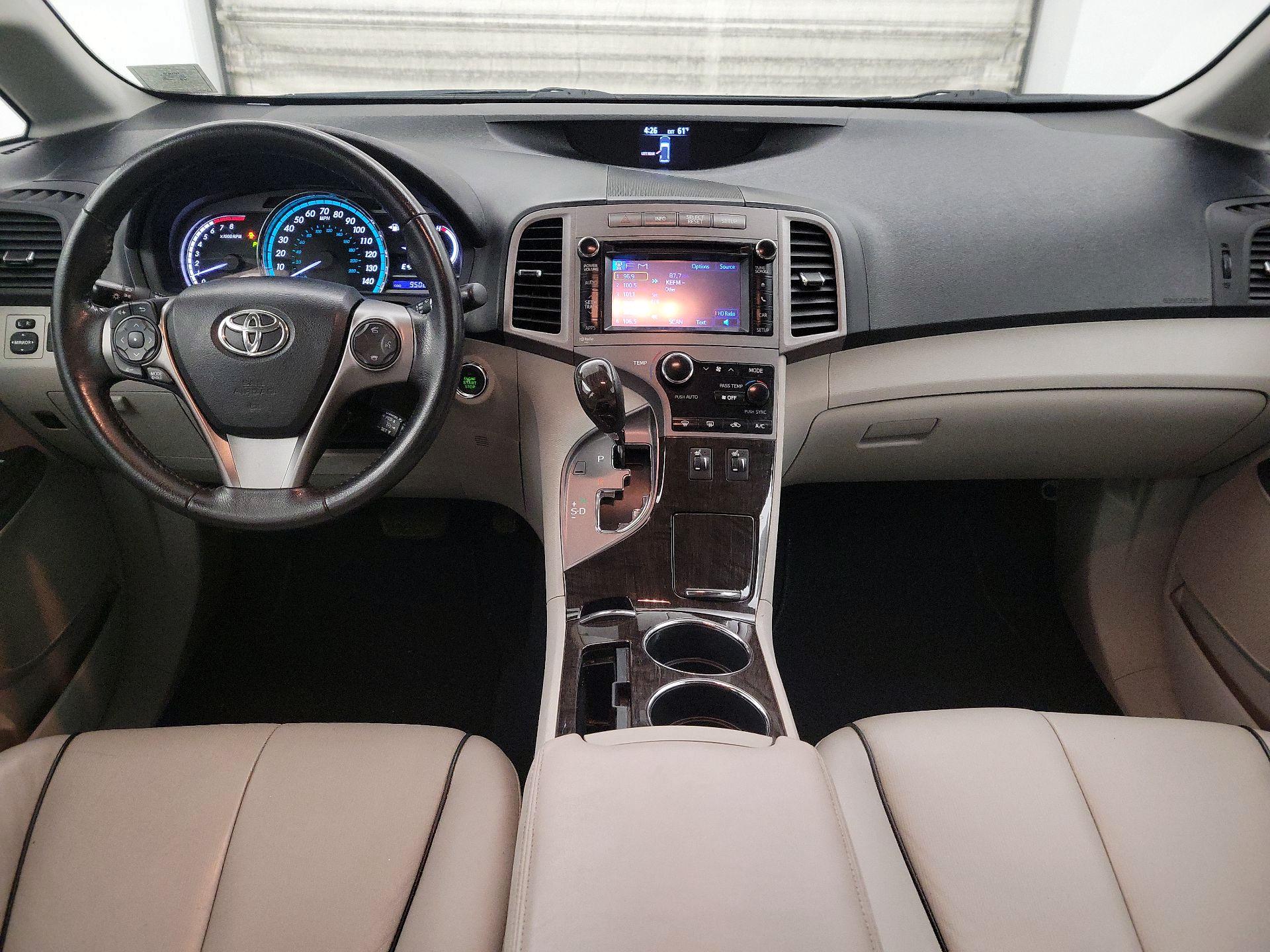 Thumbnail: 2013 Toyota Venza - 9