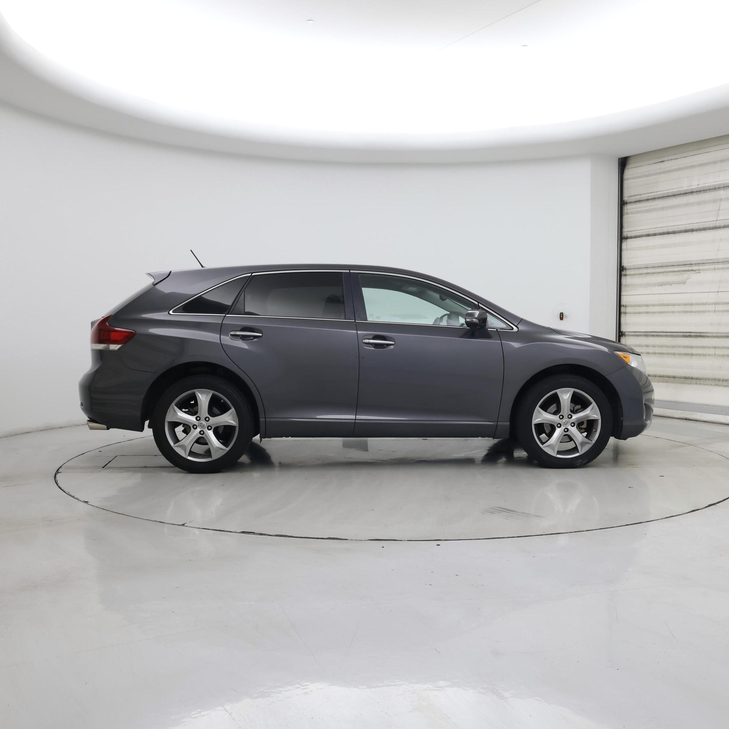 Thumbnail: 2013 Toyota Venza - 7