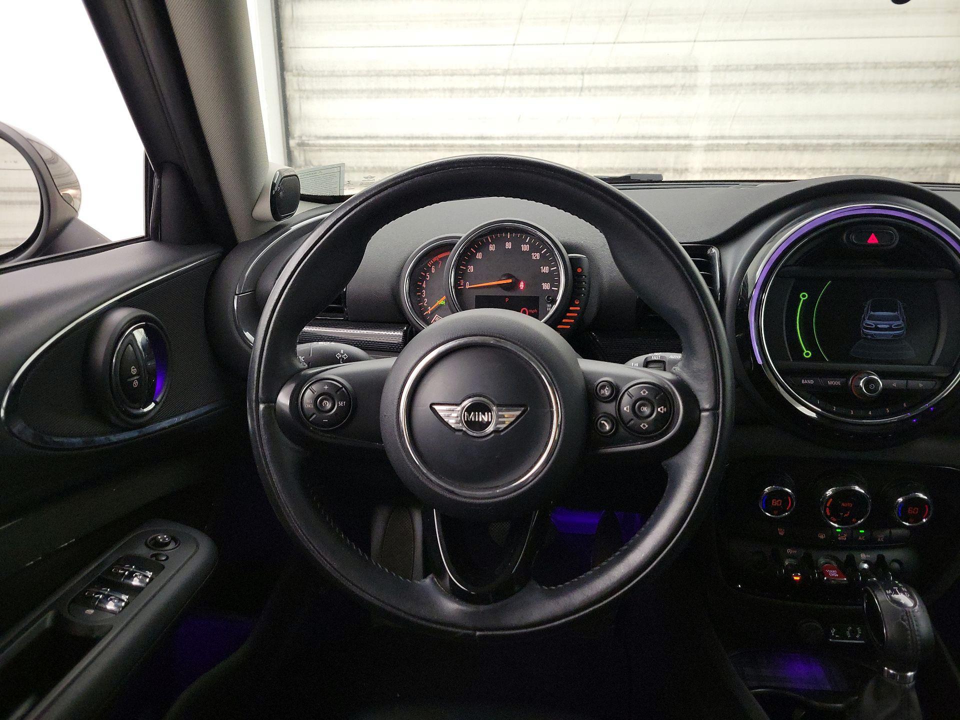 Thumbnail: 2017 MINI Cooper Clubman - 10