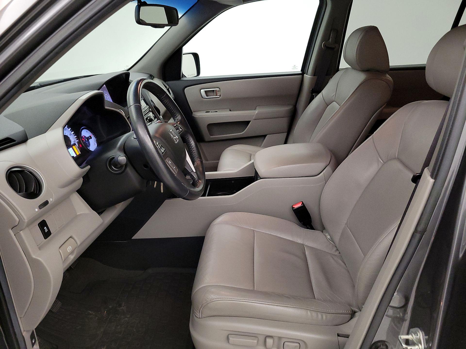 Thumbnail: 2013 Honda Pilot - 11