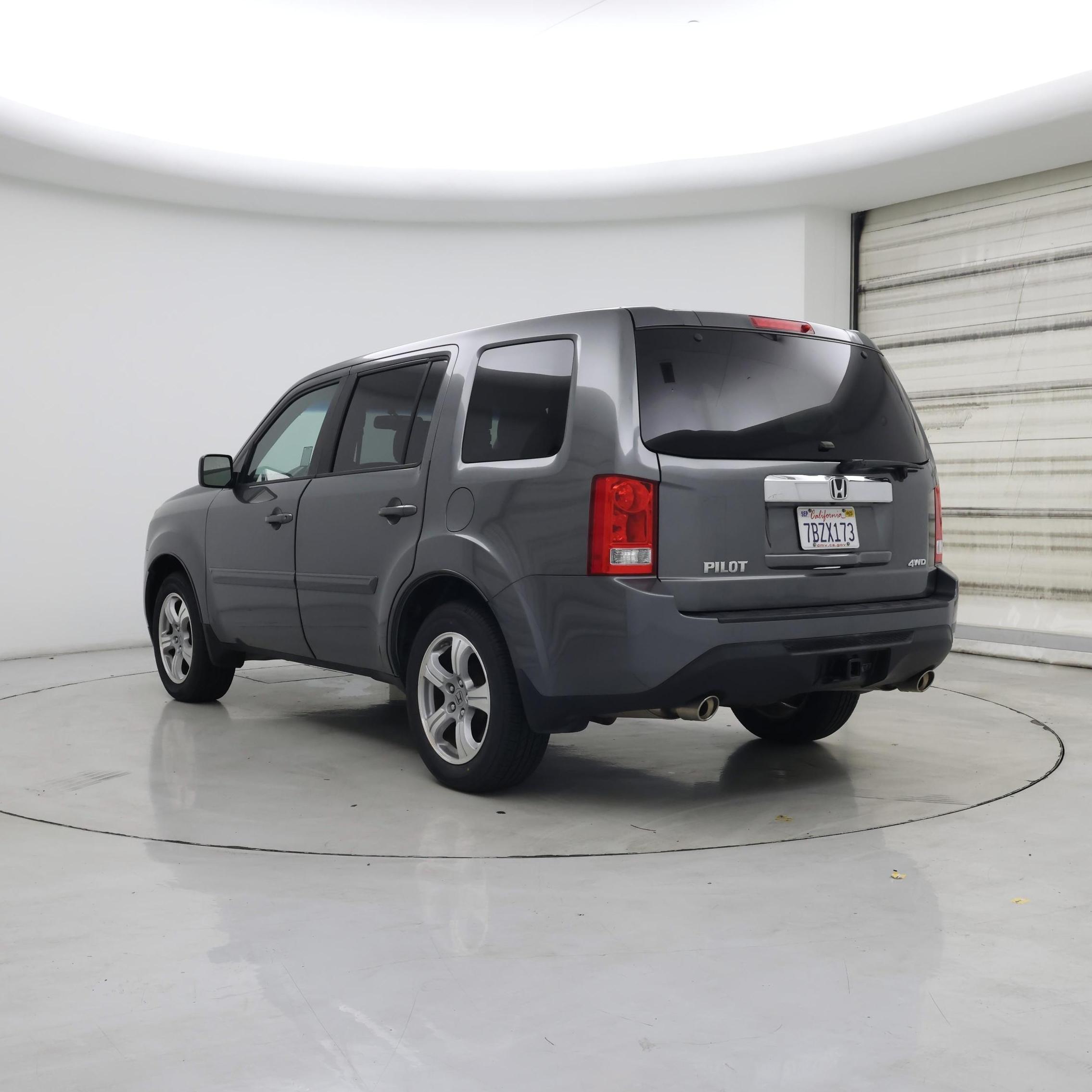 Thumbnail: 2013 Honda Pilot - 2