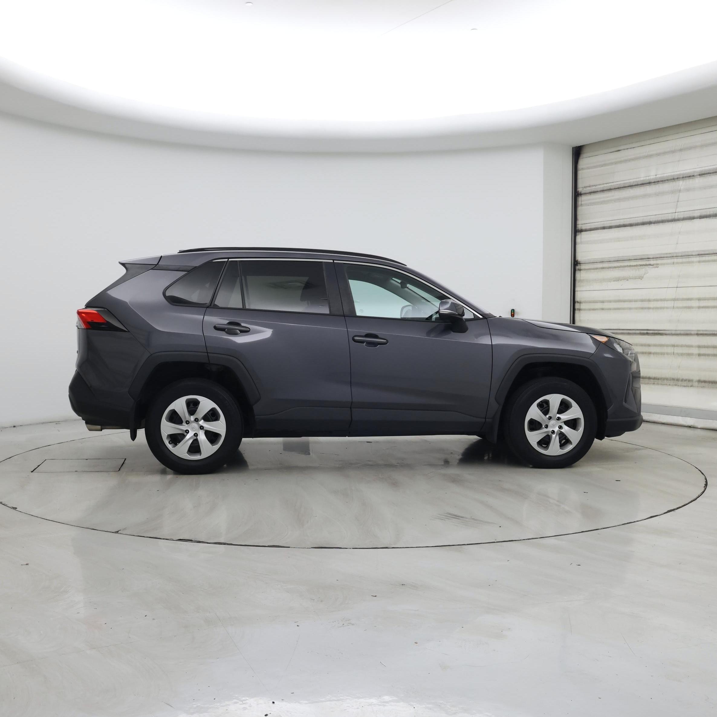 Thumbnail: 2020 Toyota RAV4 - 7