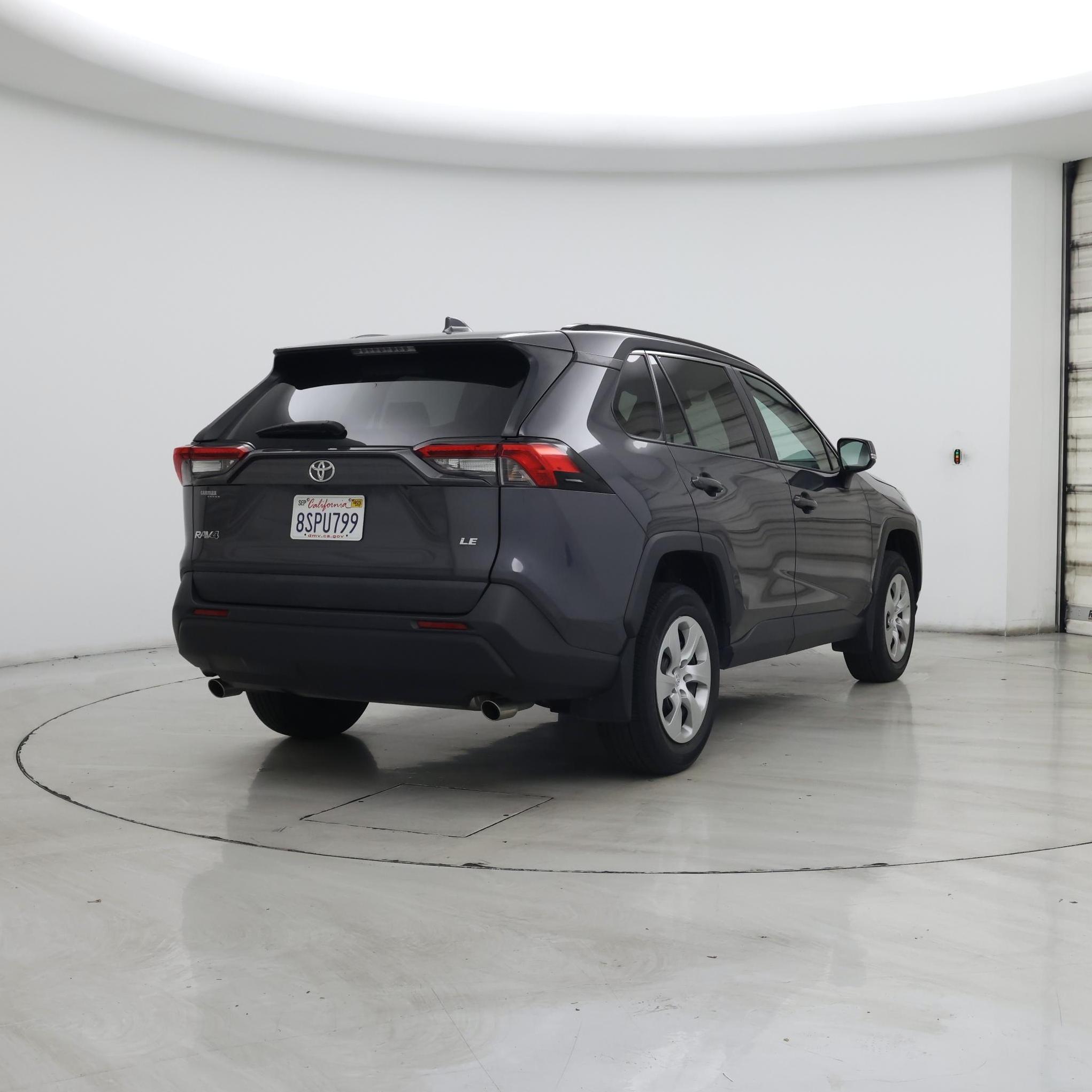 Thumbnail: 2020 Toyota RAV4 - 8