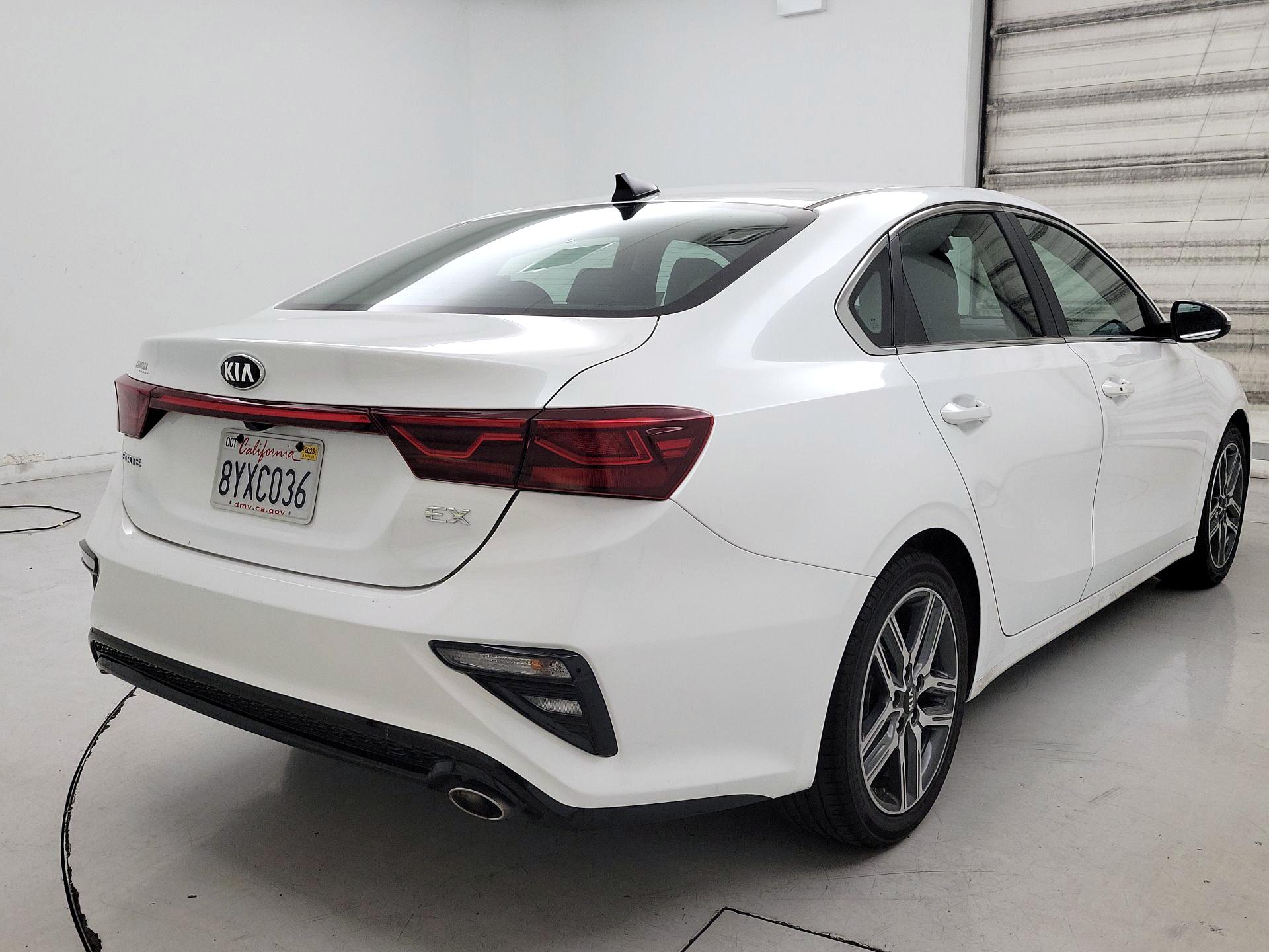 Thumbnail: 2021 Kia Forte - 5