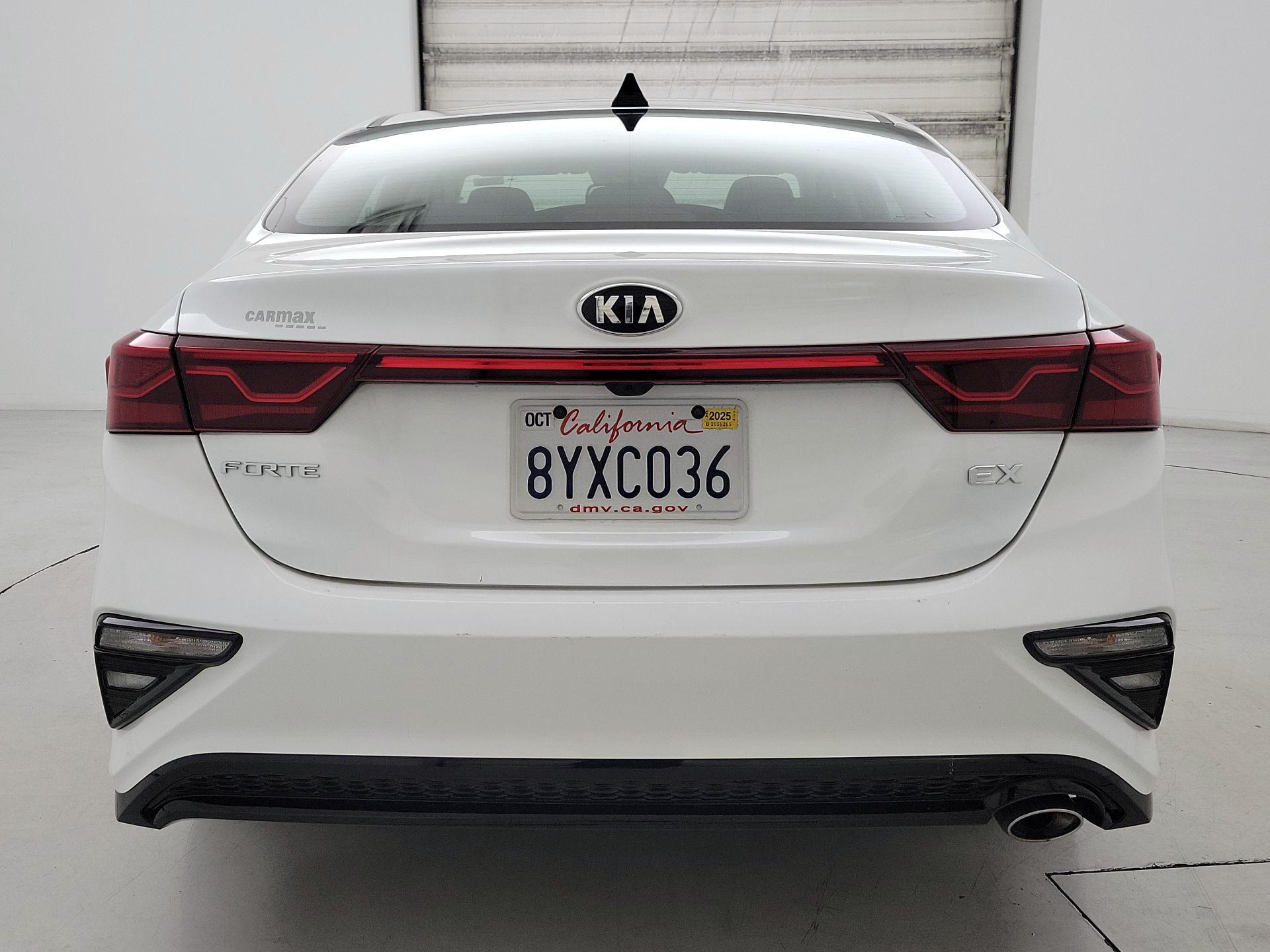 Thumbnail: 2021 Kia Forte - 6
