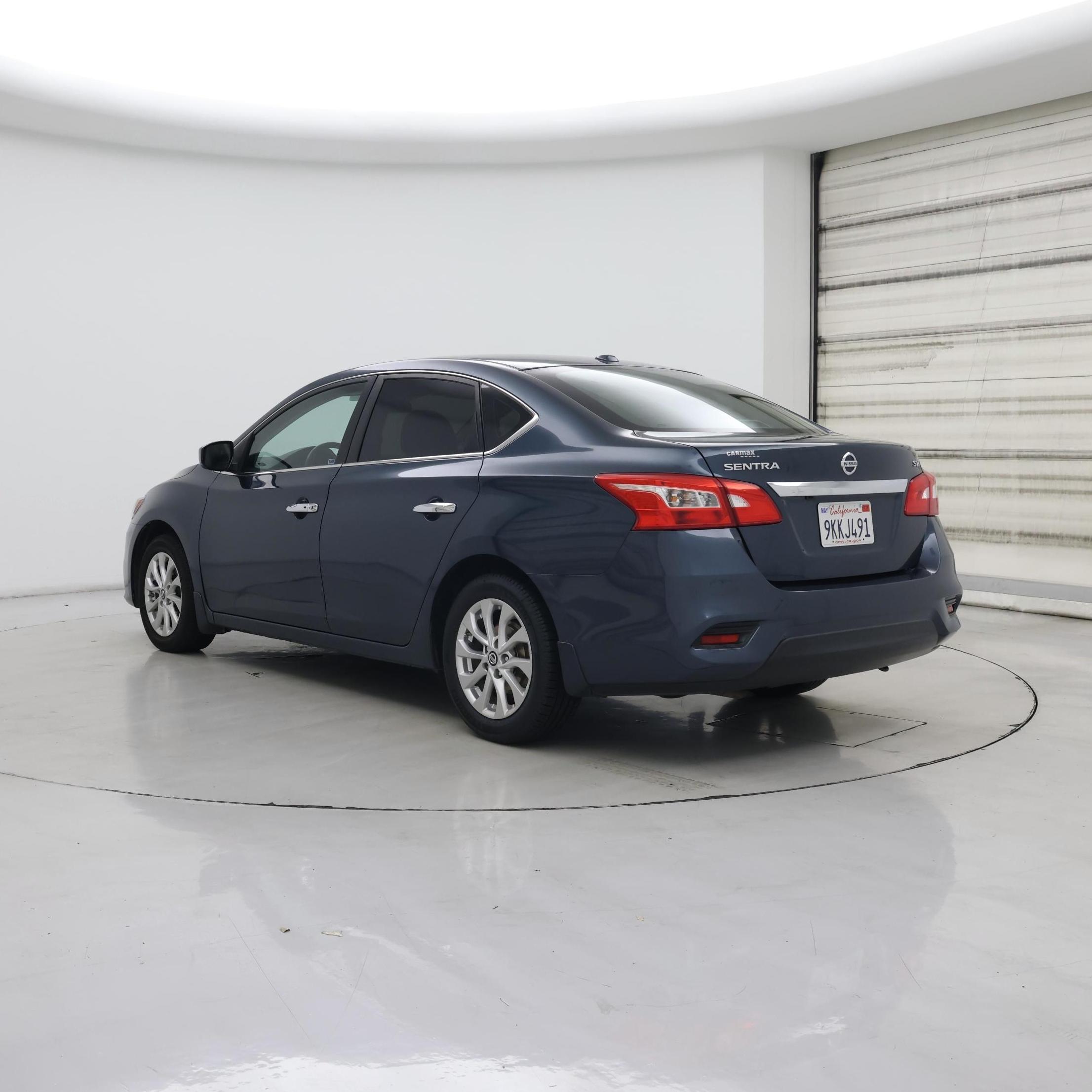 Thumbnail: 2016 Nissan Sentra - 2