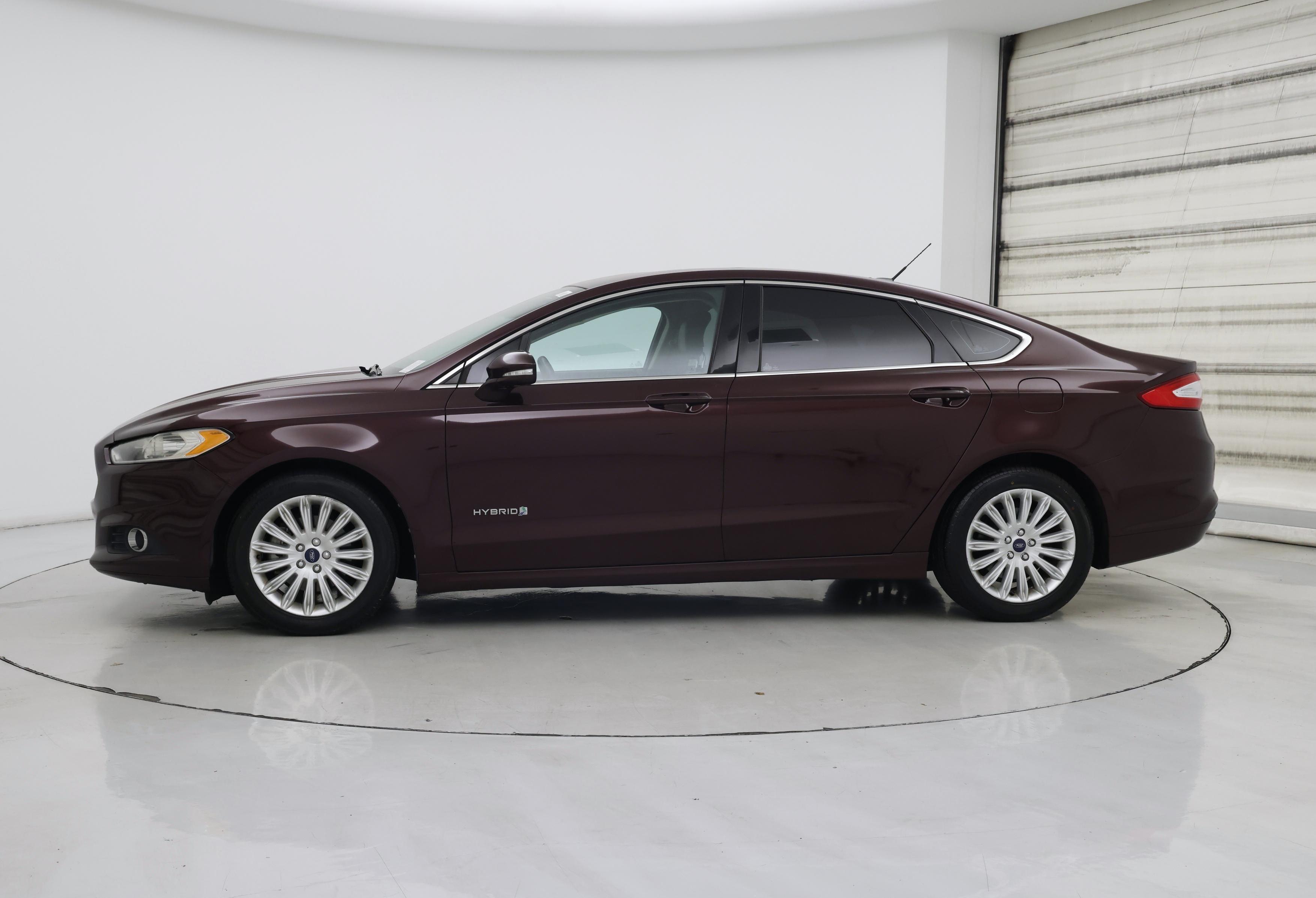 Thumbnail: 2013 Ford Fusion - 3