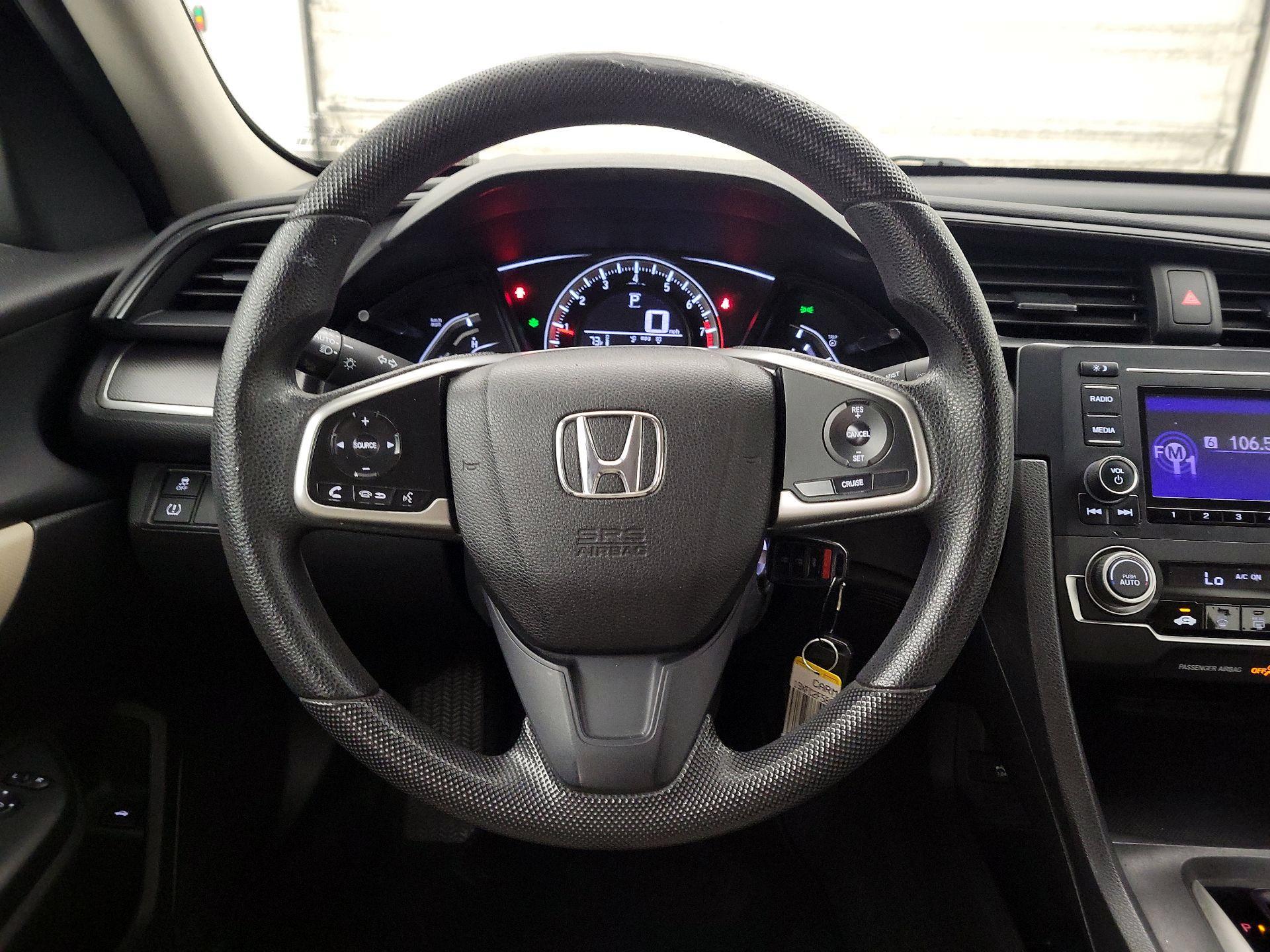 Thumbnail: 2016 Honda Civic - 10