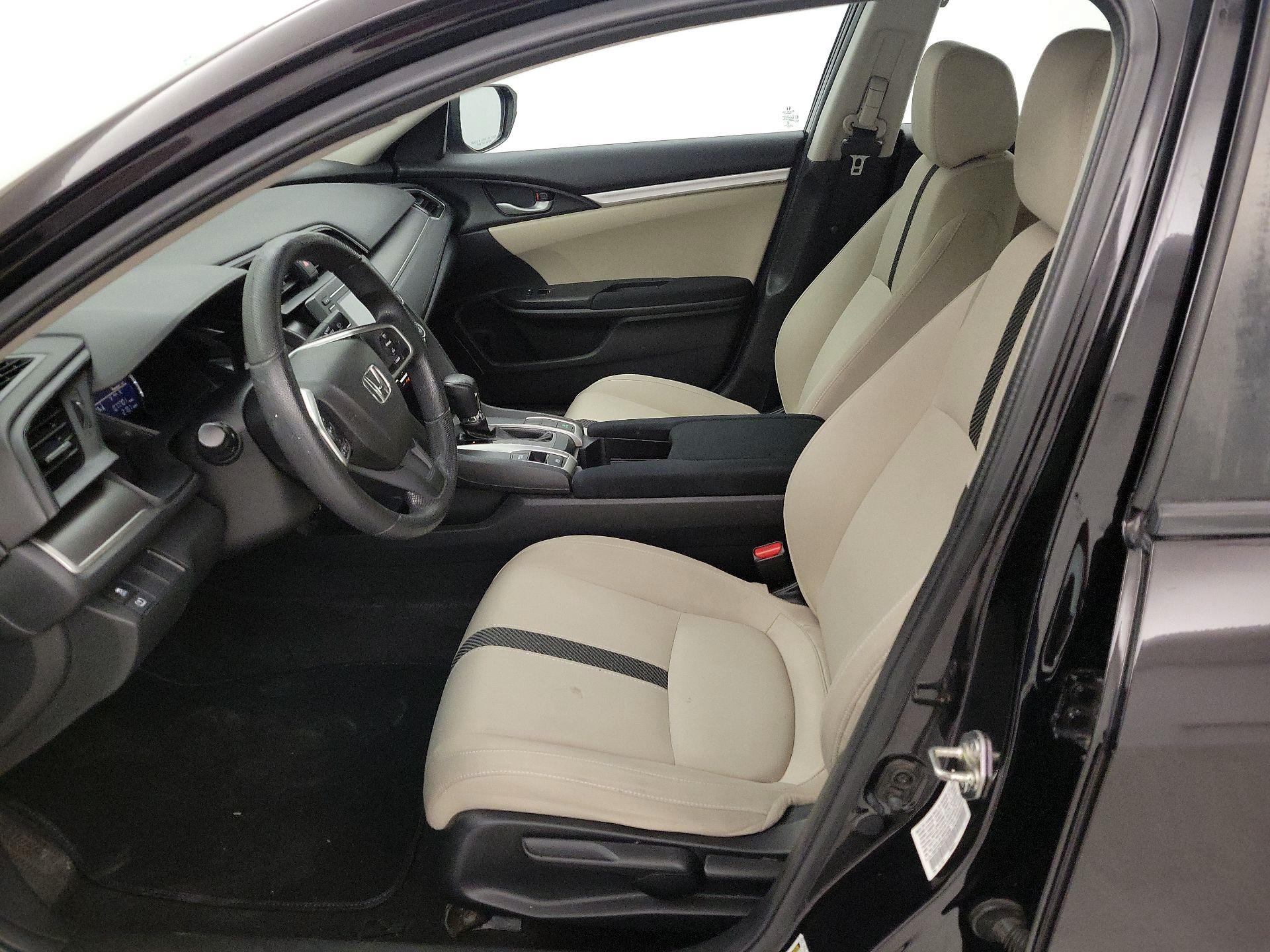 Thumbnail: 2016 Honda Civic - 11