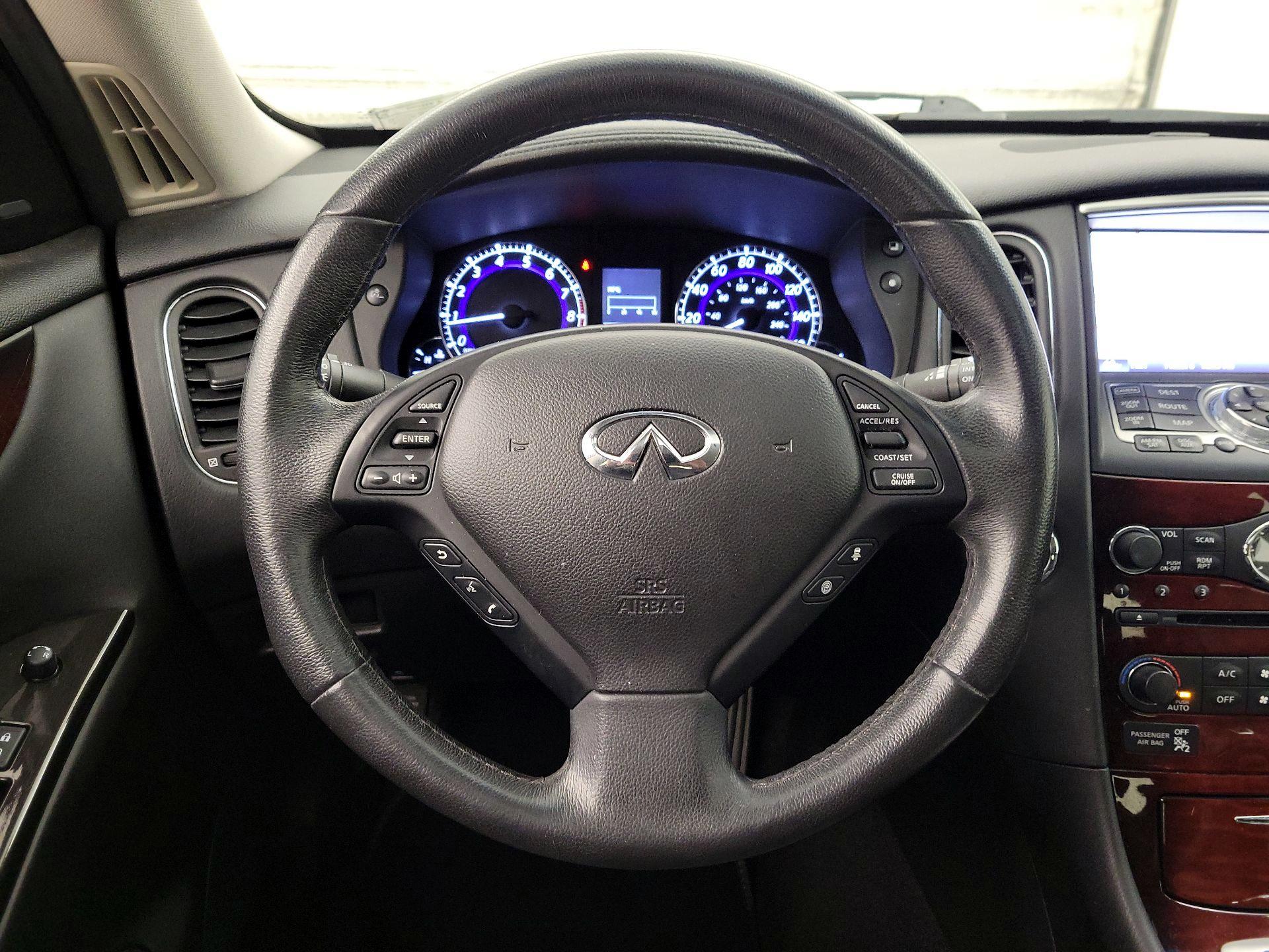 Thumbnail: 2016 INFINITI QX50 - 10