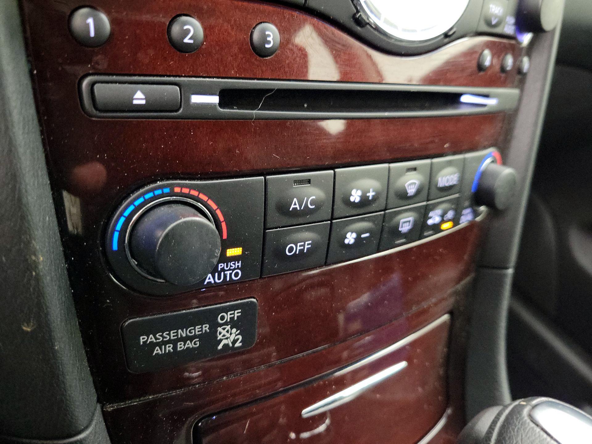 Thumbnail: 2016 INFINITI QX50 - 17