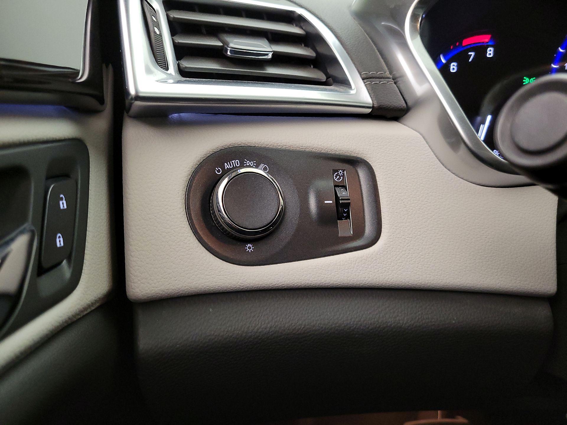 Thumbnail: 2014 Cadillac SRX - 13