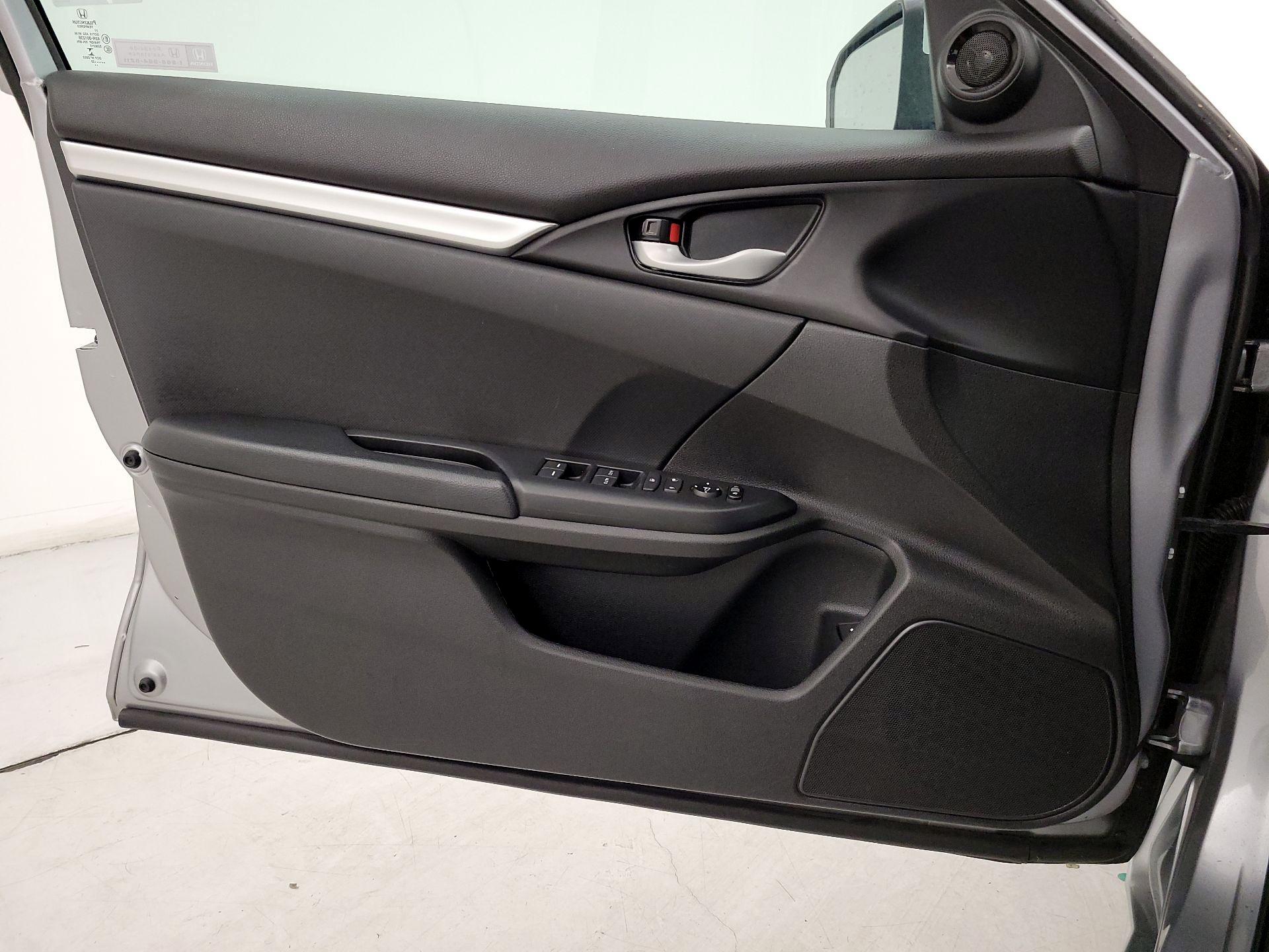 Thumbnail: 2020 Honda Civic - 12