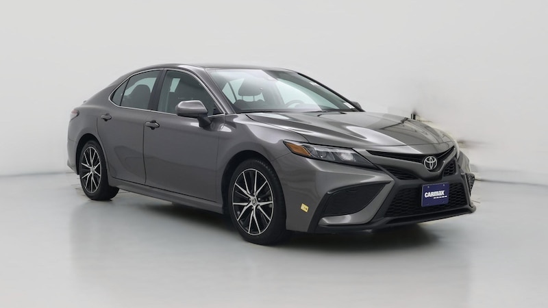 2021 Toyota Camry SE Hero Image
