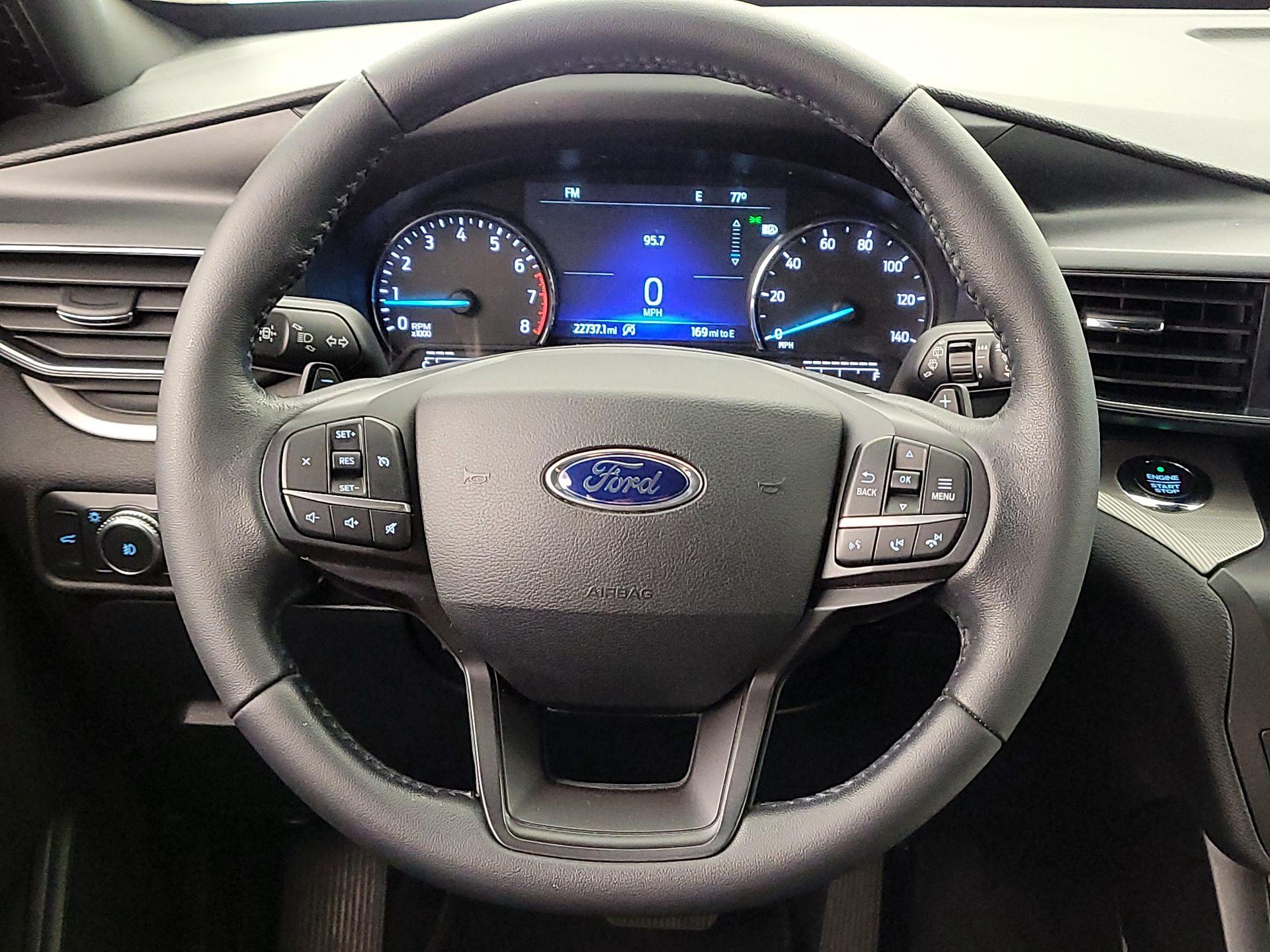 Thumbnail: 2020 Ford Explorer - 10