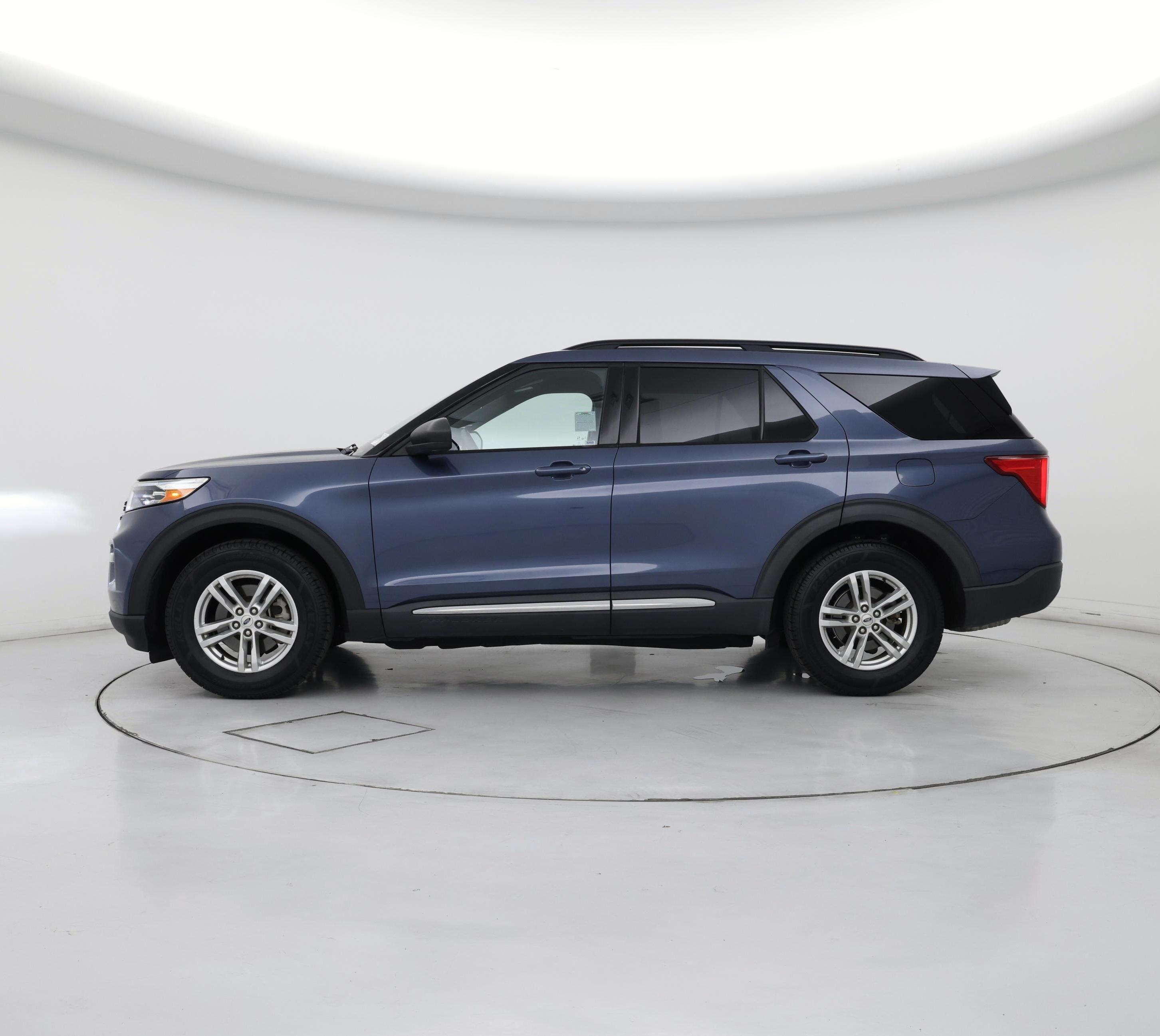 Thumbnail: 2020 Ford Explorer - 3