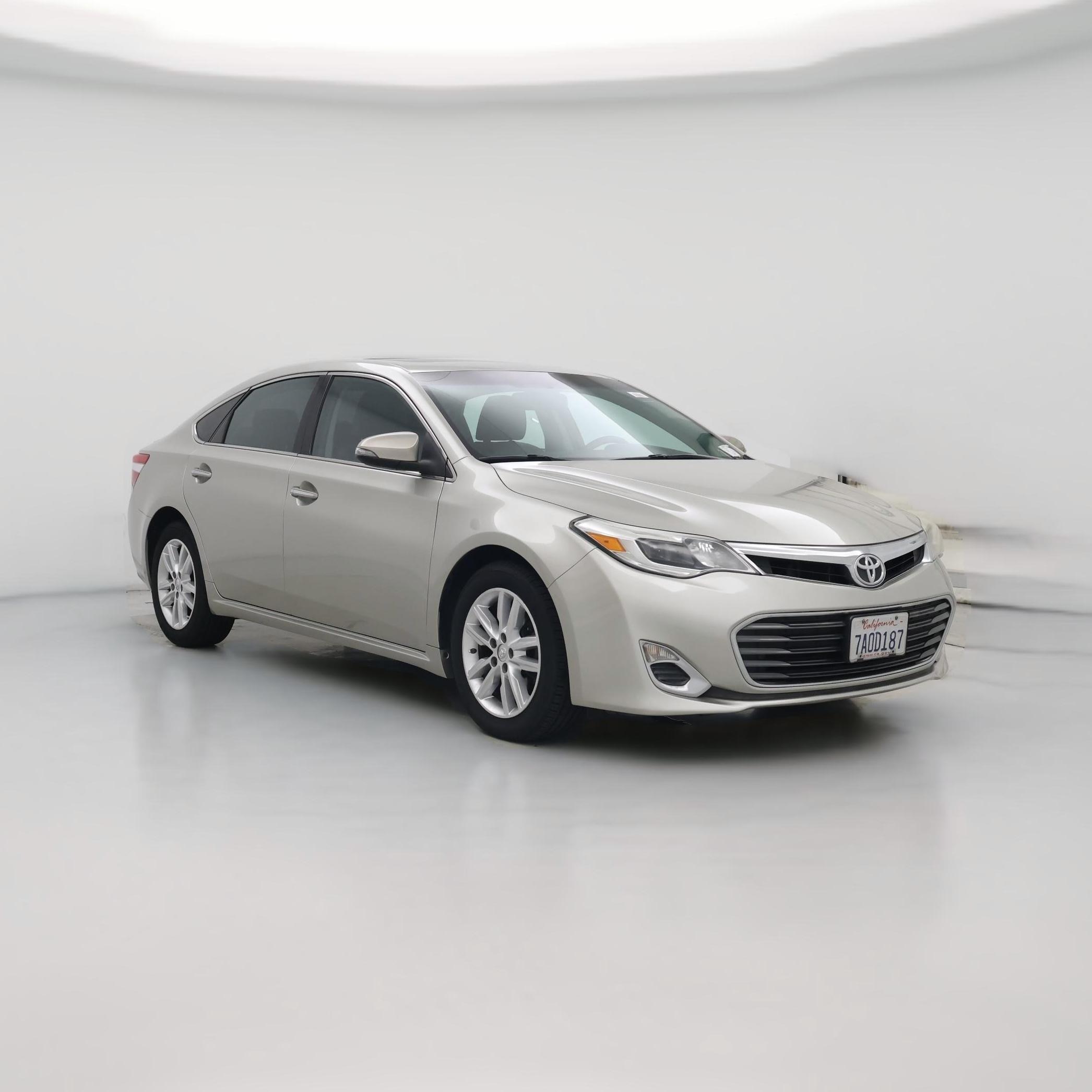 Thumbnail: 2013 Toyota Avalon - 1