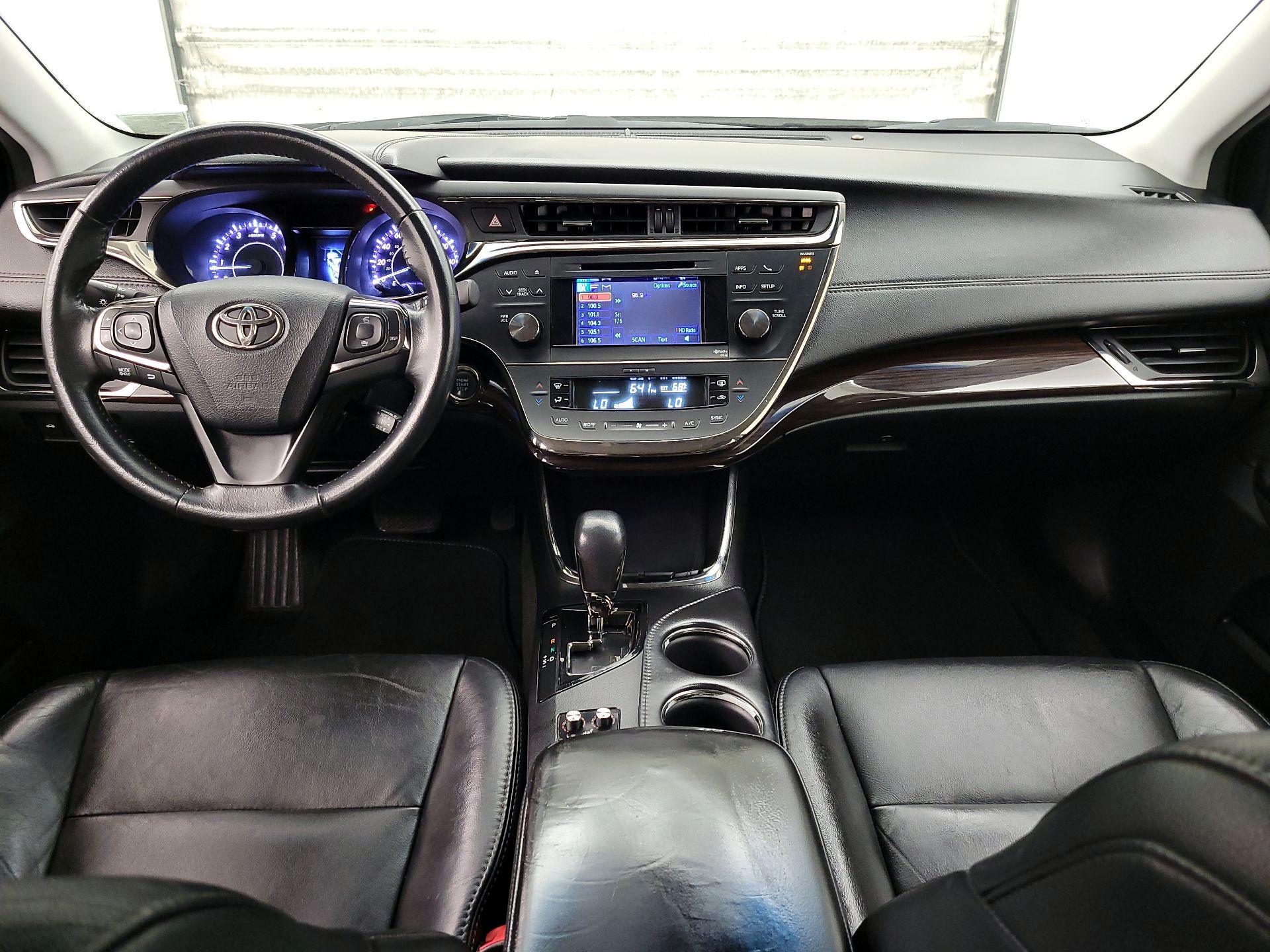 Thumbnail: 2013 Toyota Avalon - 9