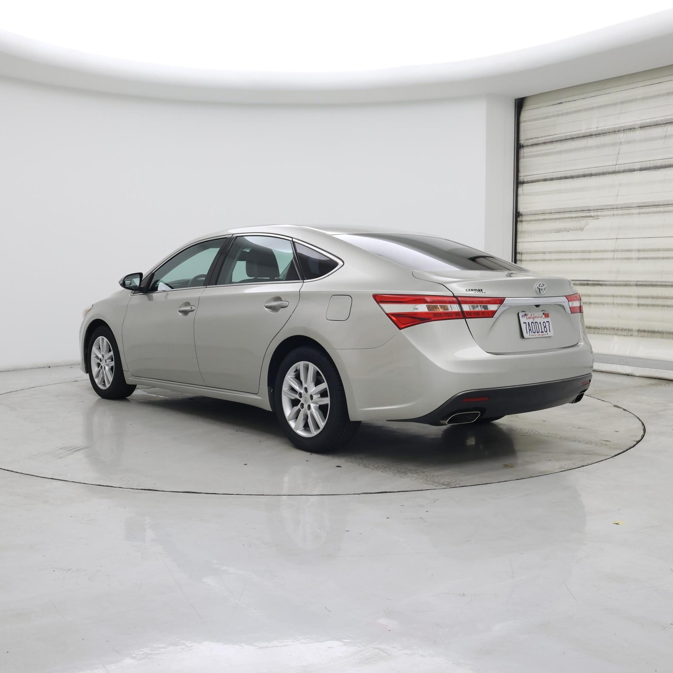 Thumbnail: 2013 Toyota Avalon - 2
