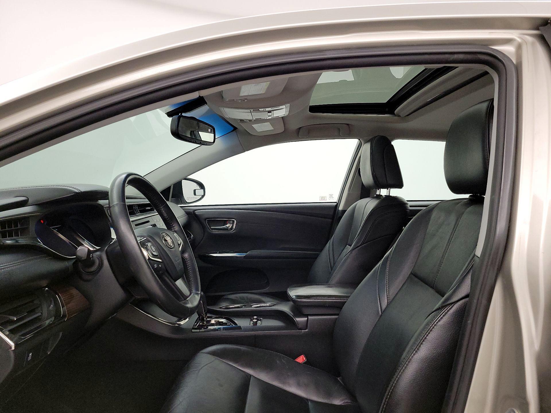 Thumbnail: 2013 Toyota Avalon - 19