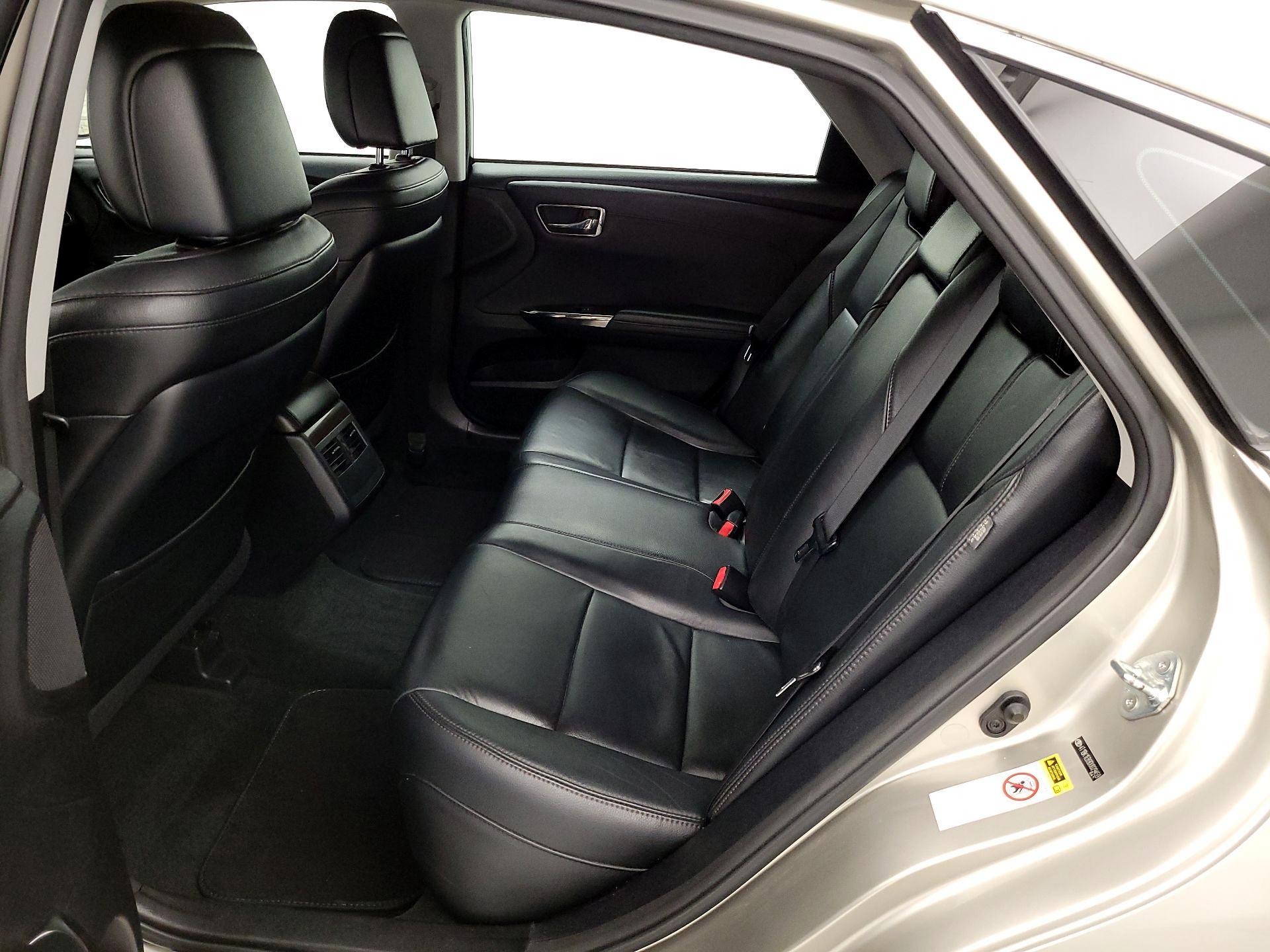 Thumbnail: 2013 Toyota Avalon - 20