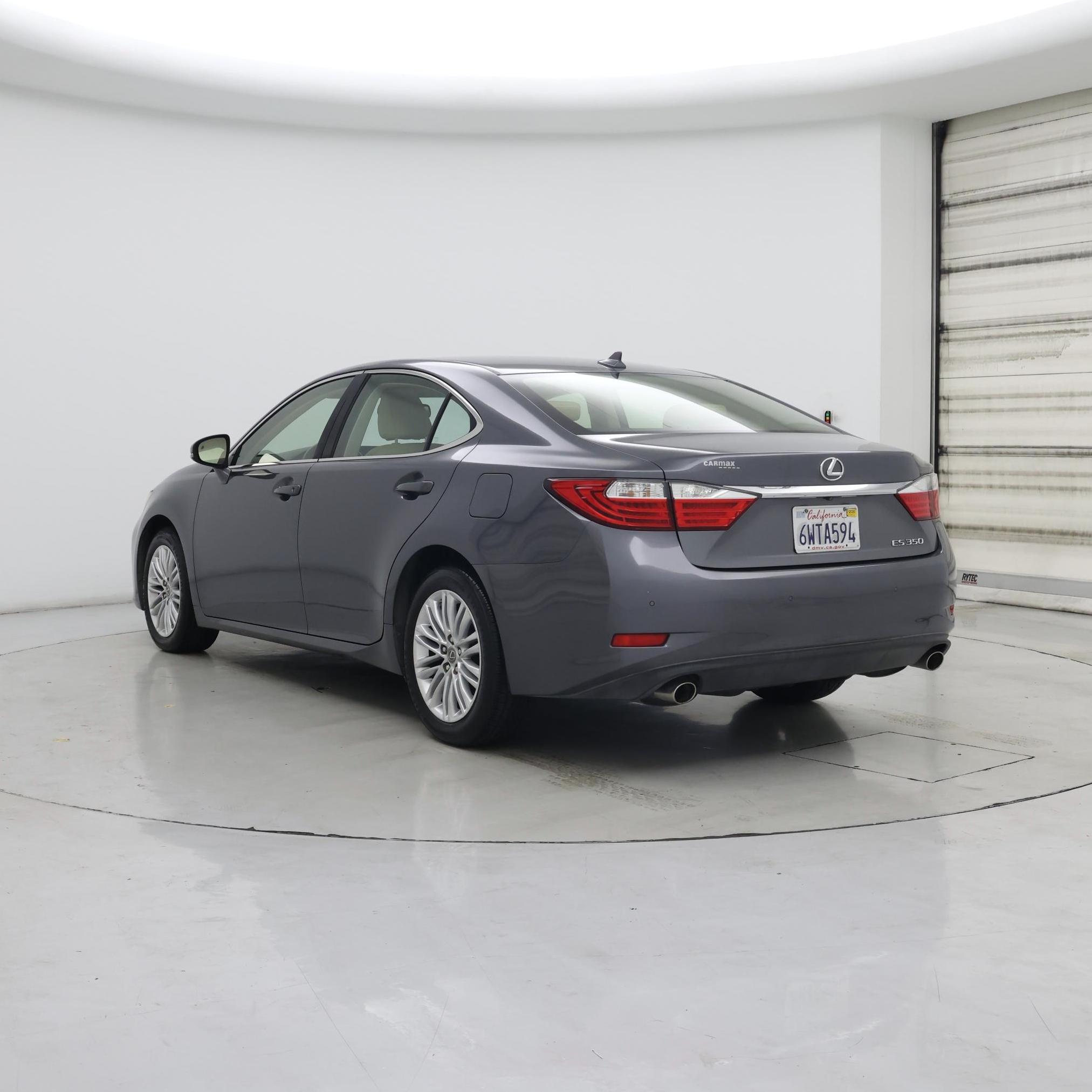 Thumbnail: 2013 Lexus ES - 2